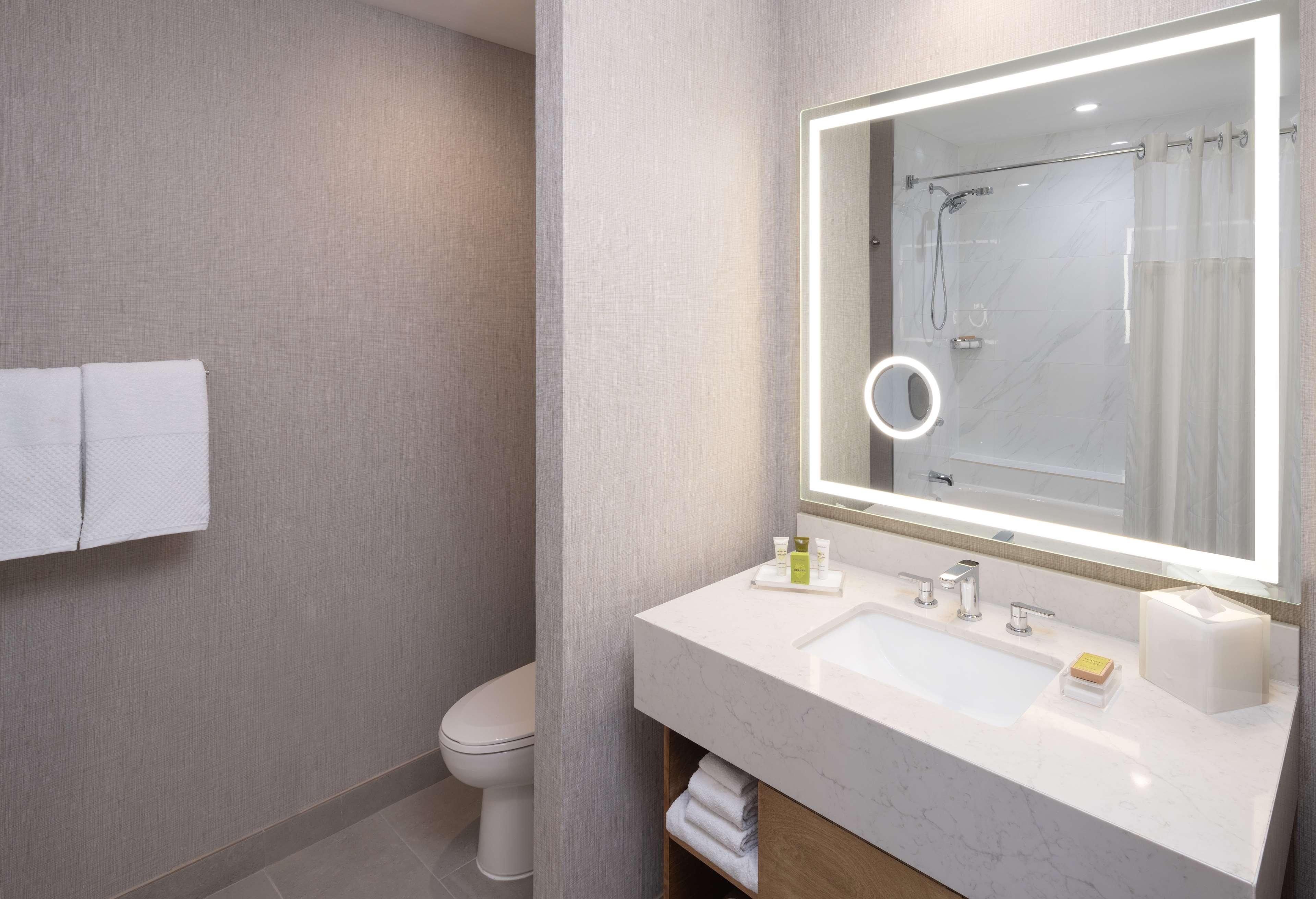 Suite Two Queen Beds One Bedroom