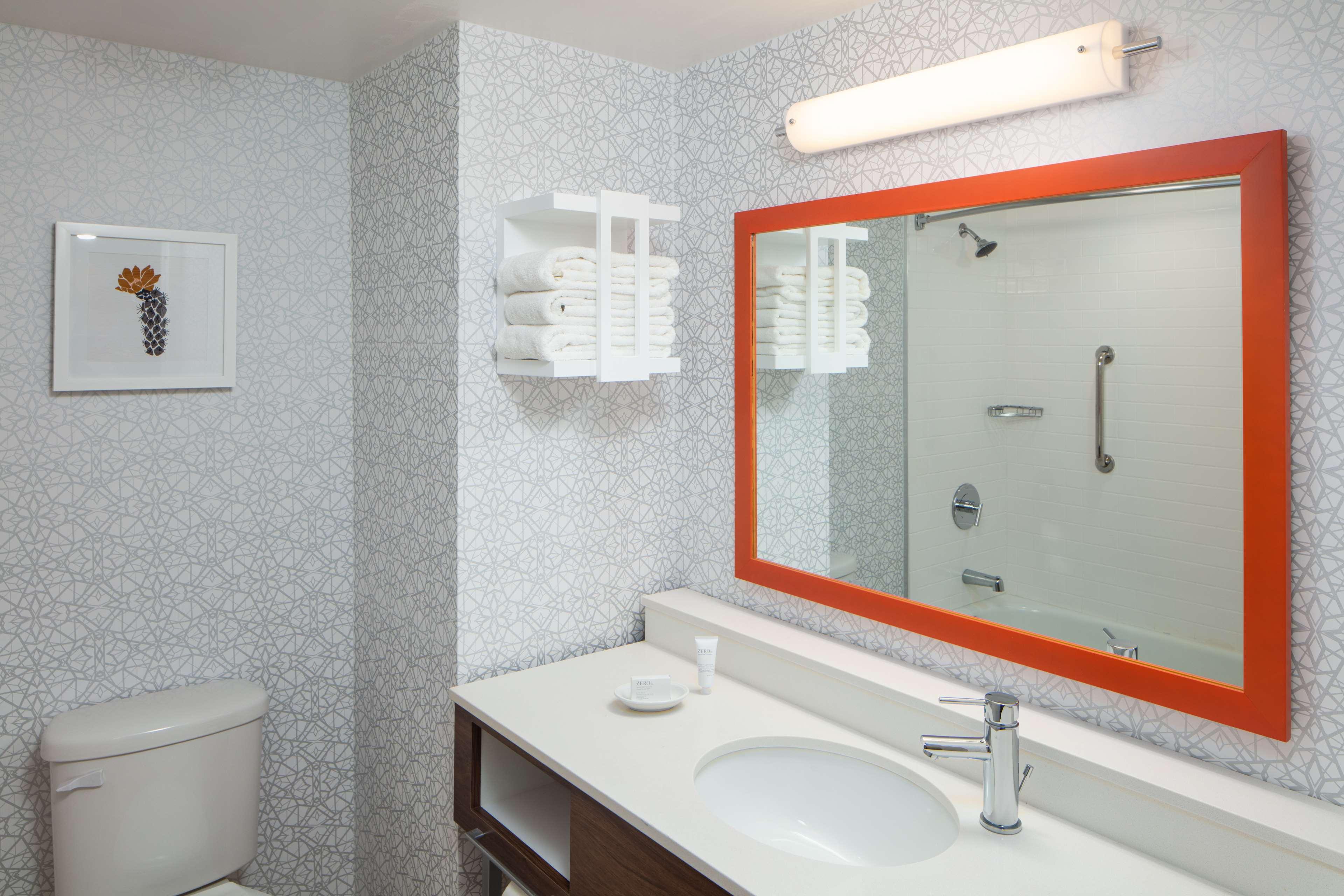 Double Queen Bed Non Smoking