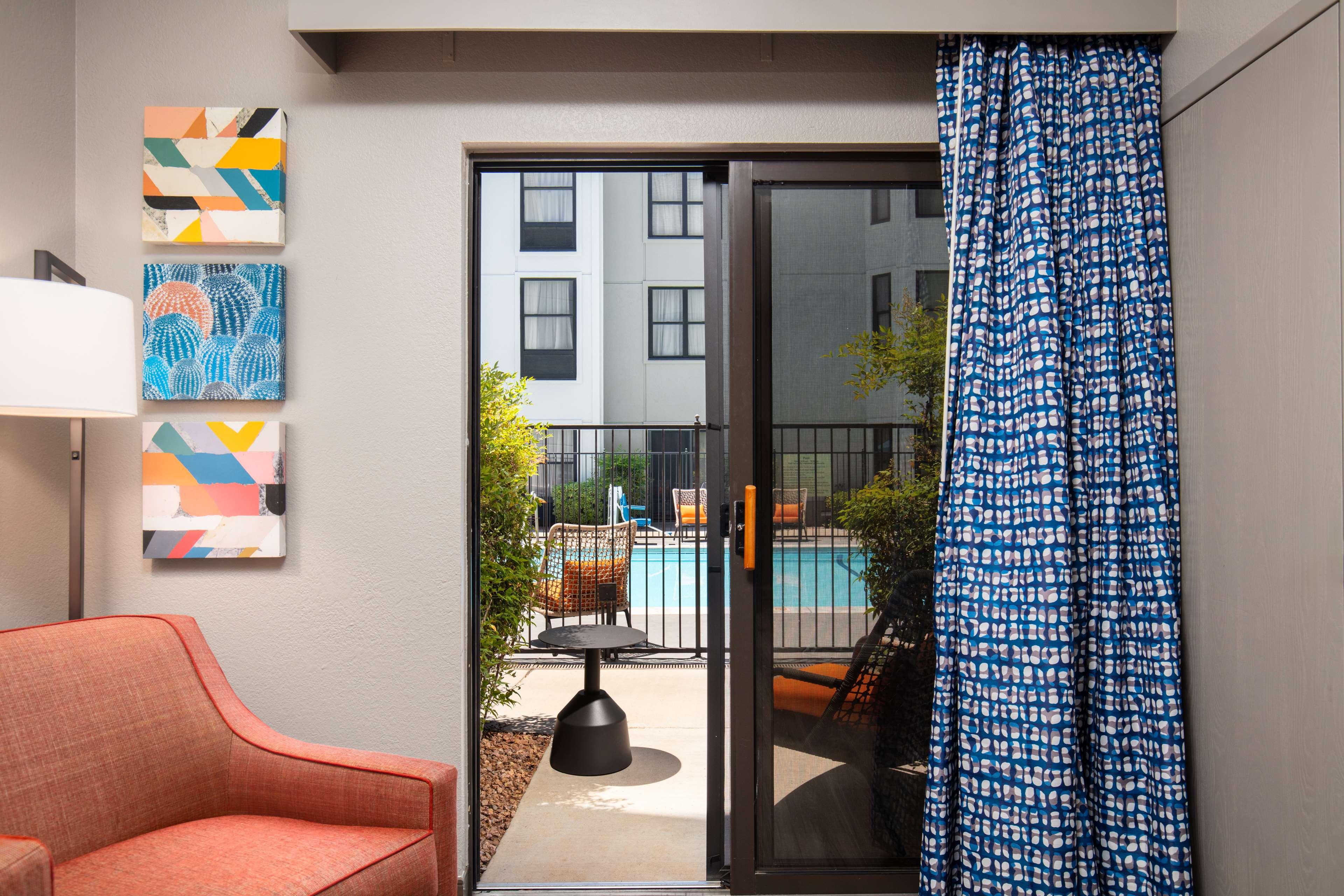 Suite with Kitchenette