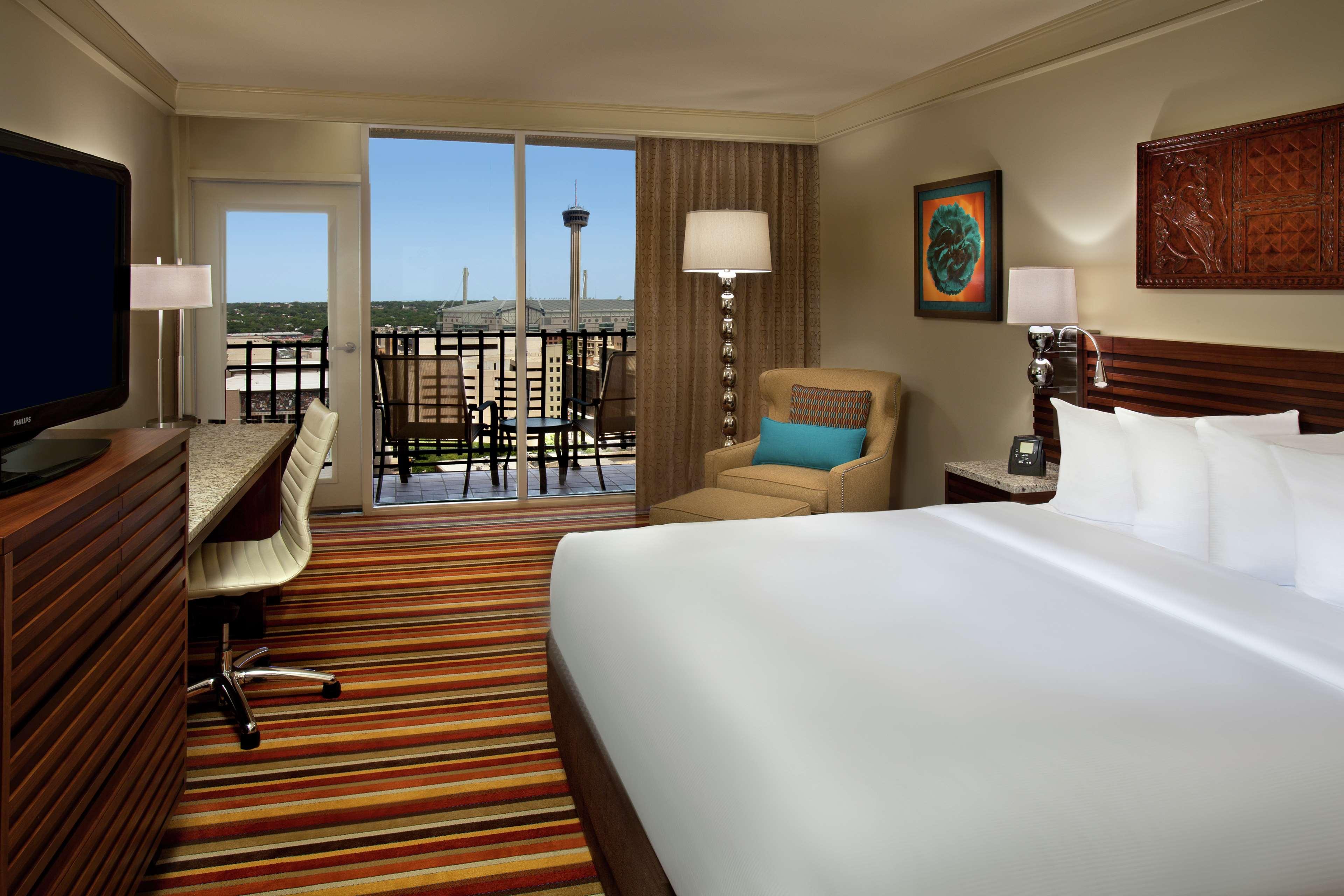 Double Premier King Bed