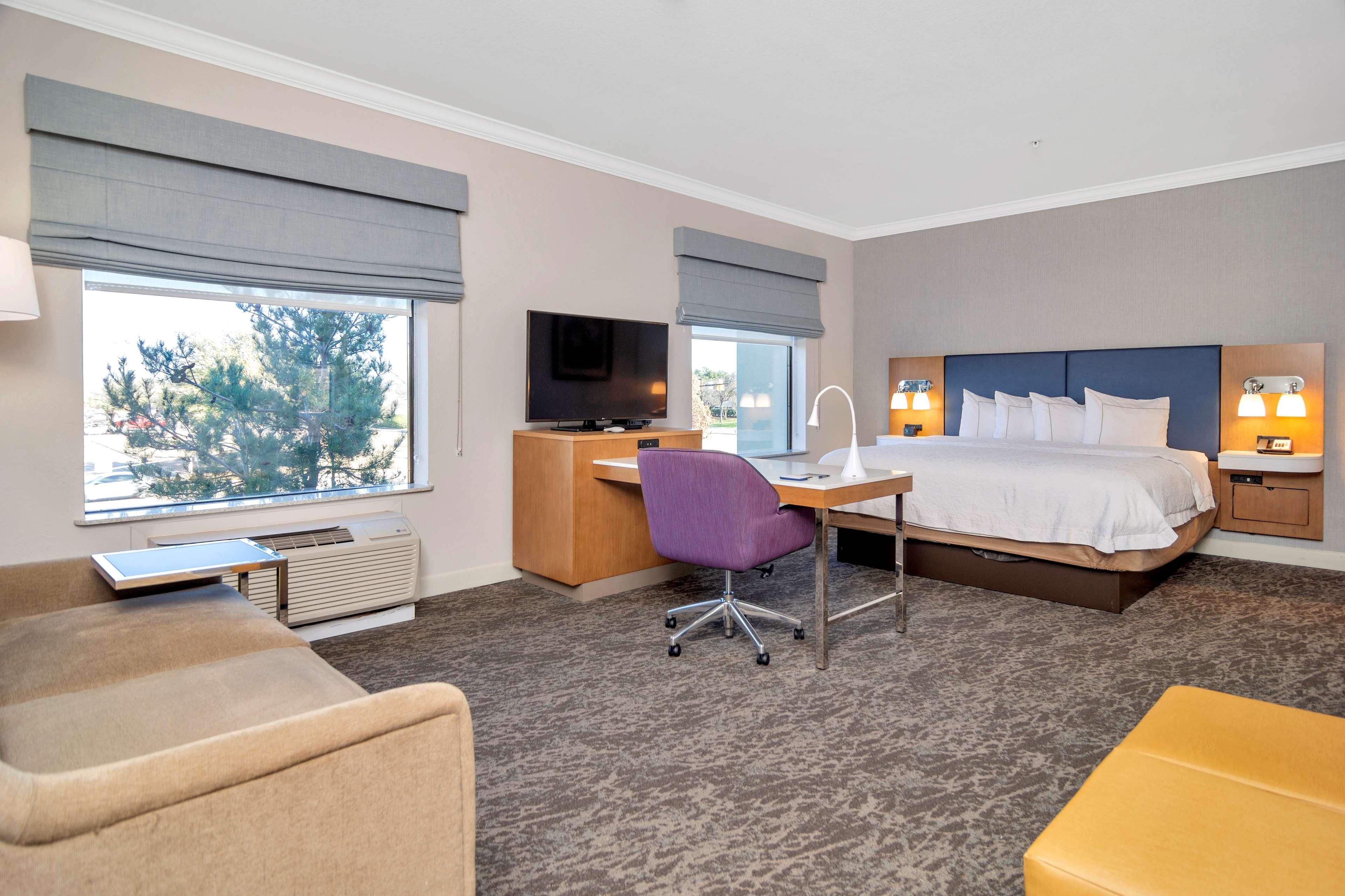 Studio King Bed Non Smoking