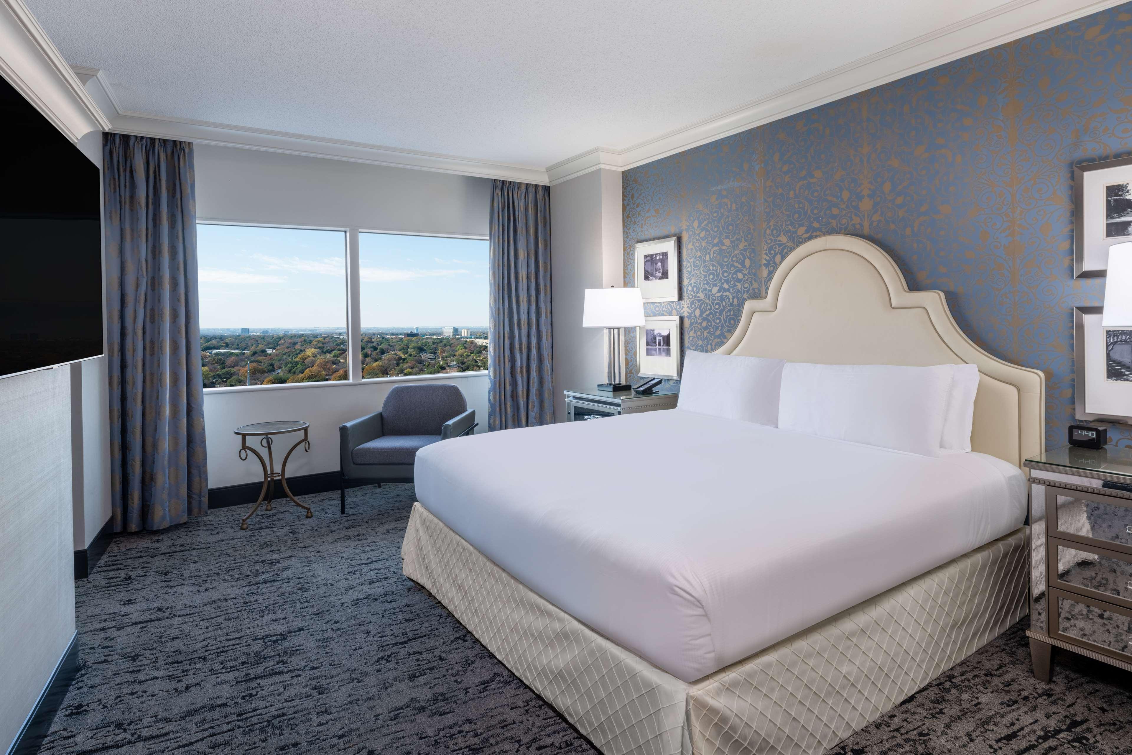 Junior Suite King Size Bed