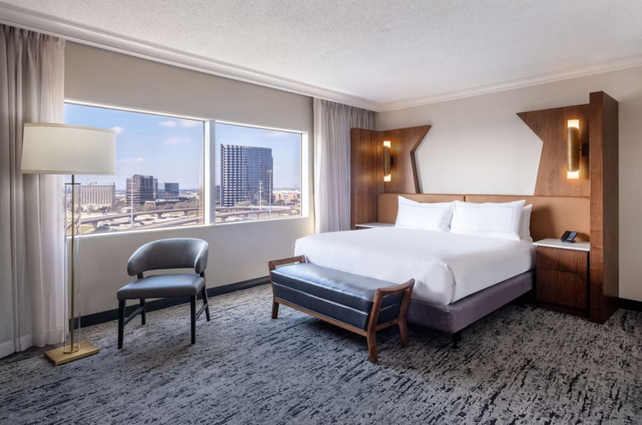Junior Suite King Size Bed