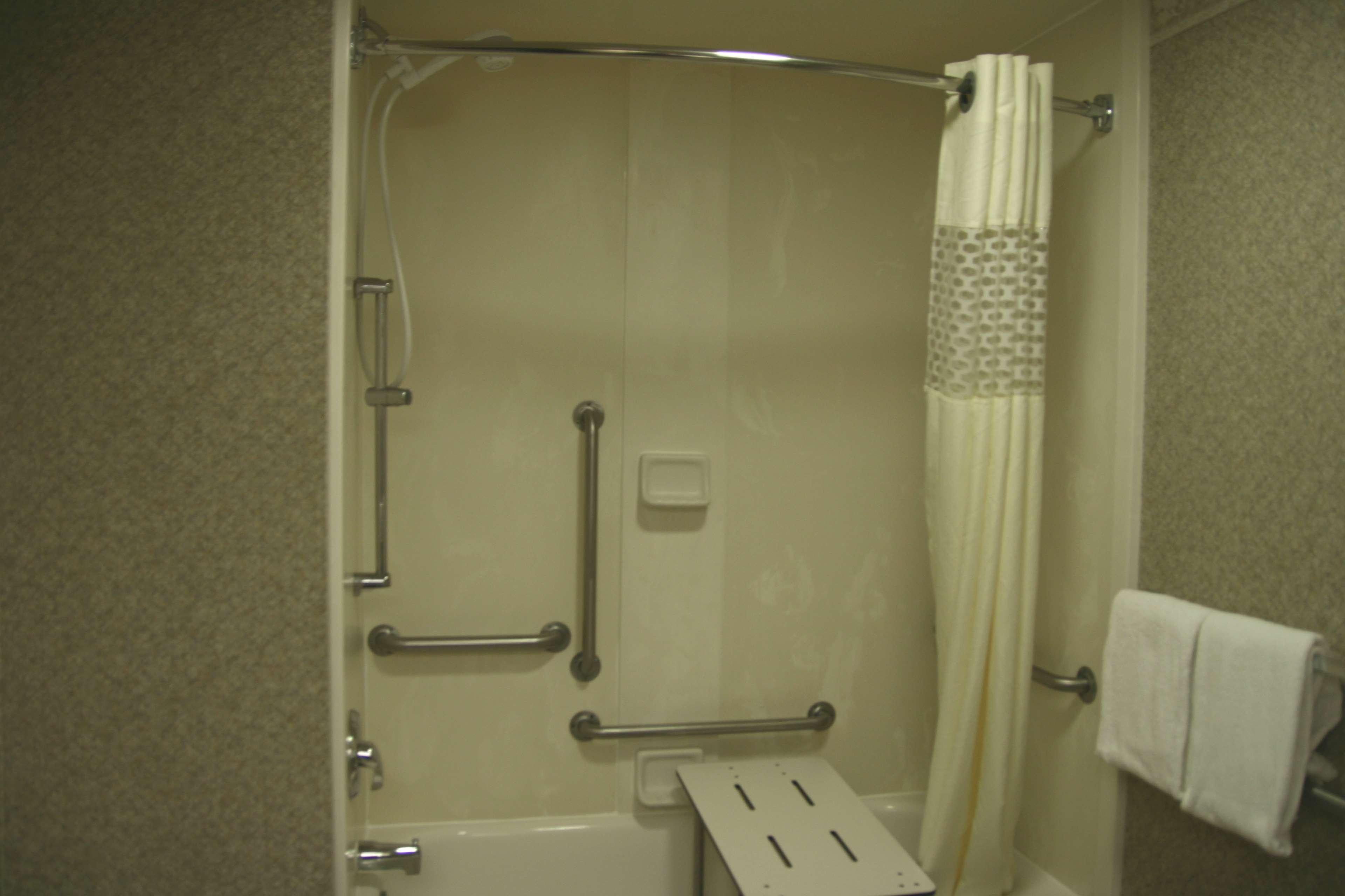 Double Queen Bed Non Smoking