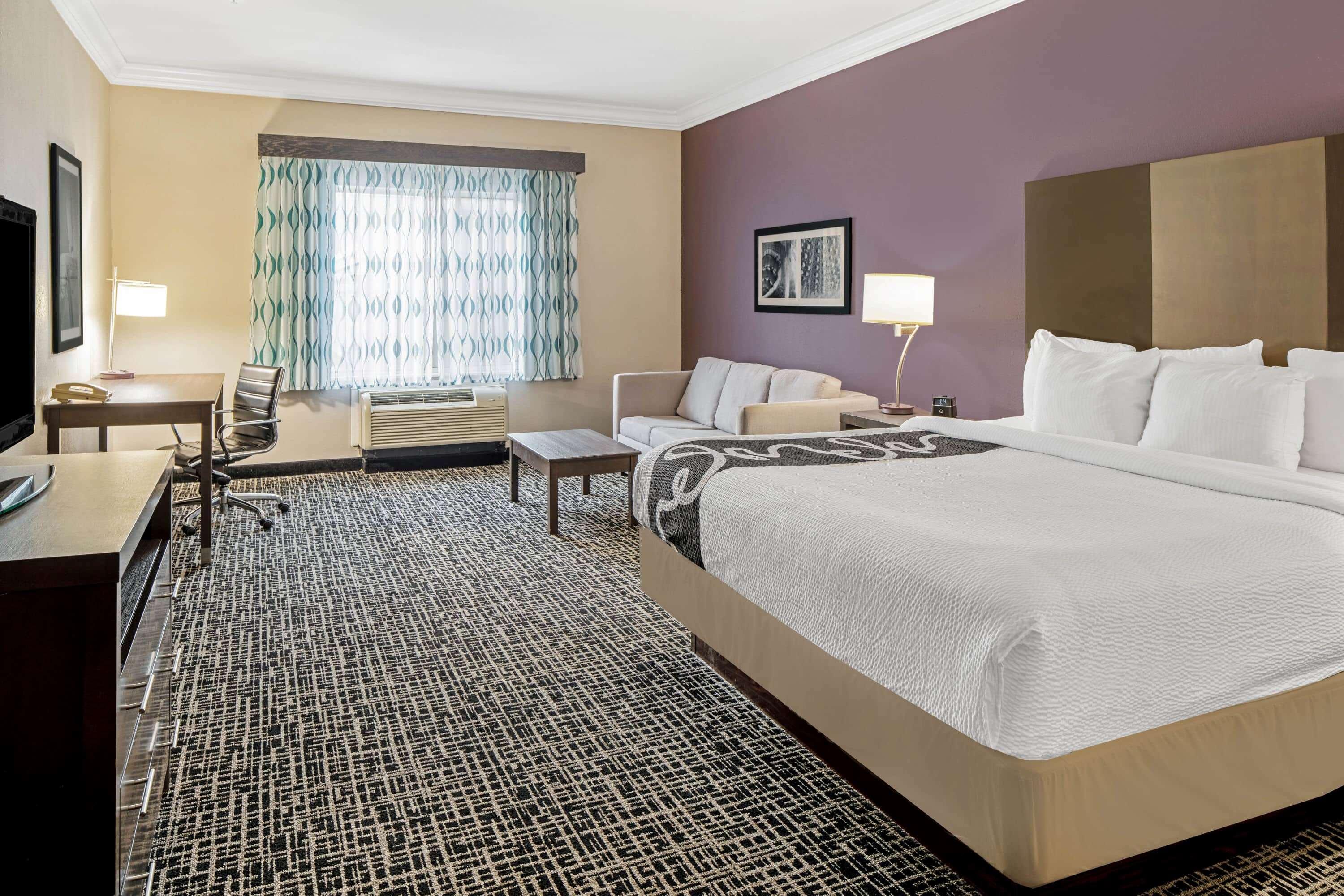 Double Executive King Bed