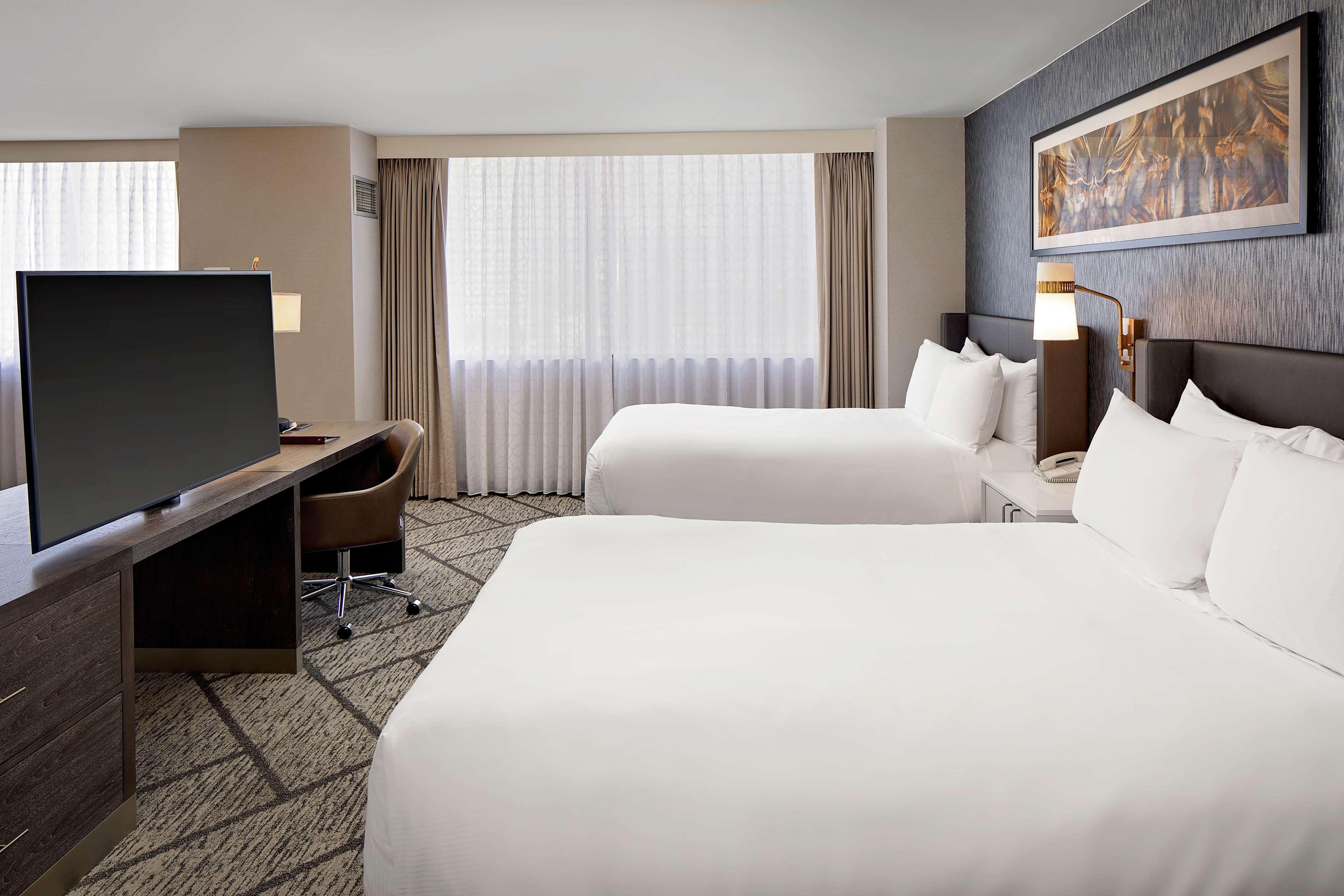 Suite Deluxe Two Double Beds