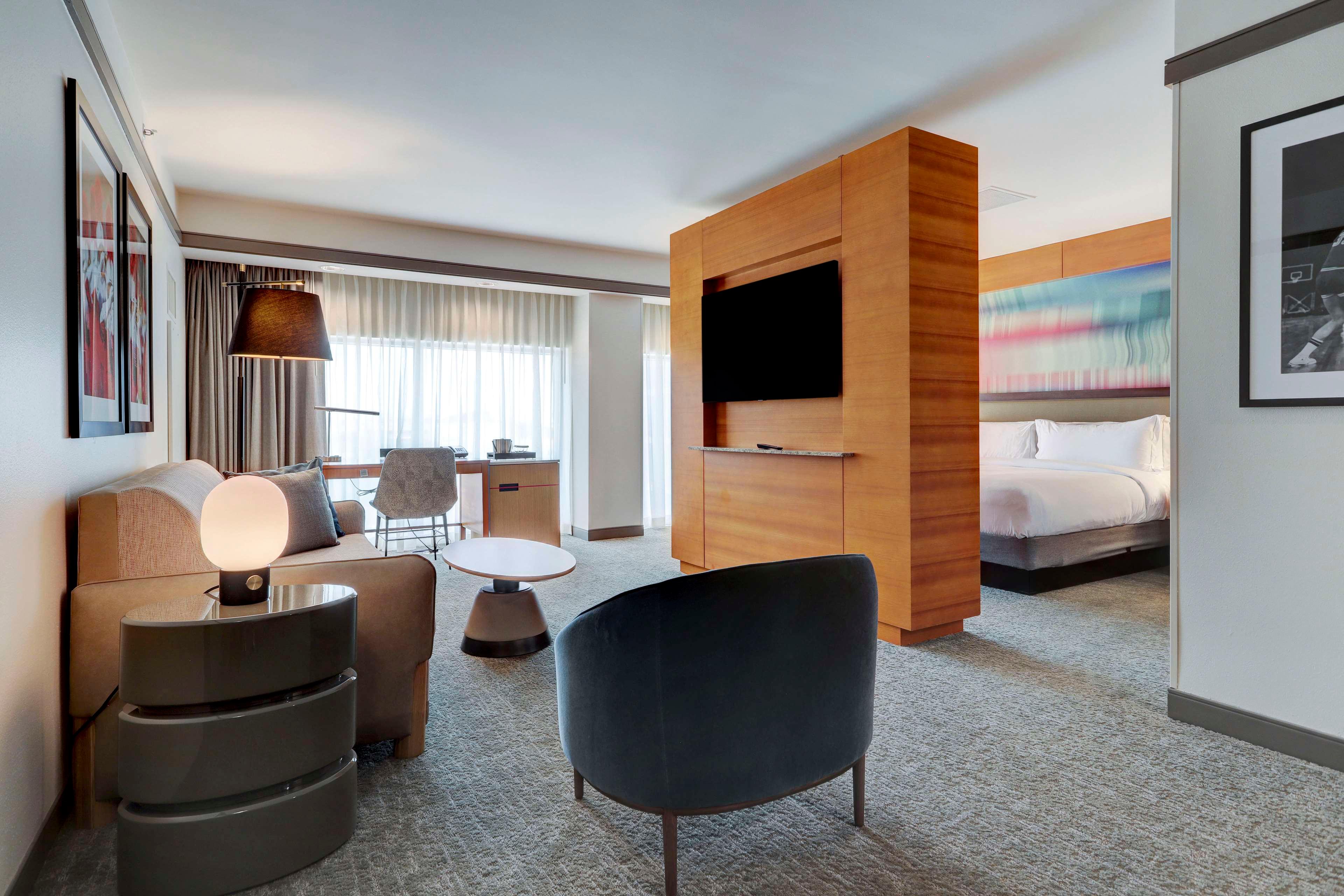 Double City View King Bed