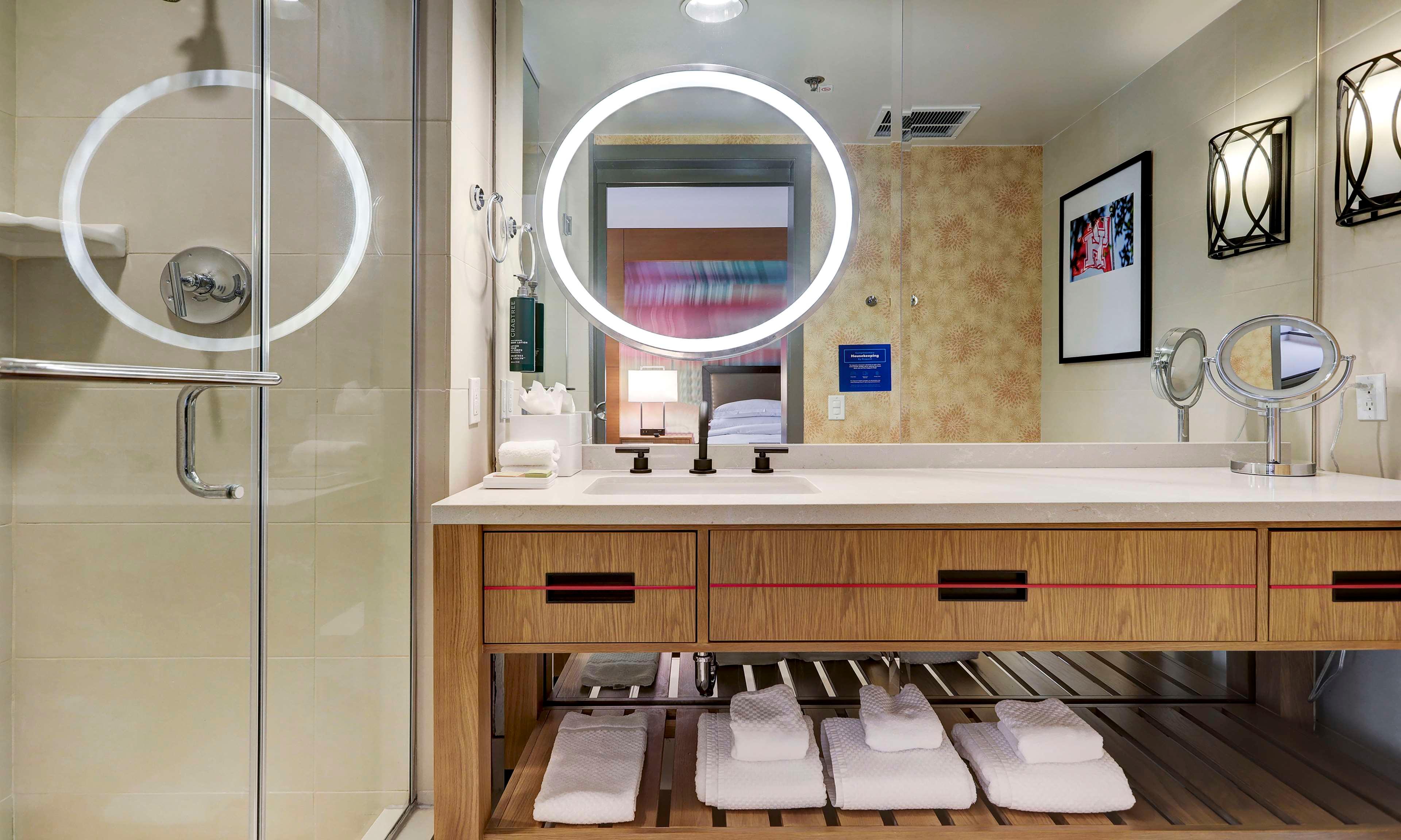 Junior Suite King Size Bed