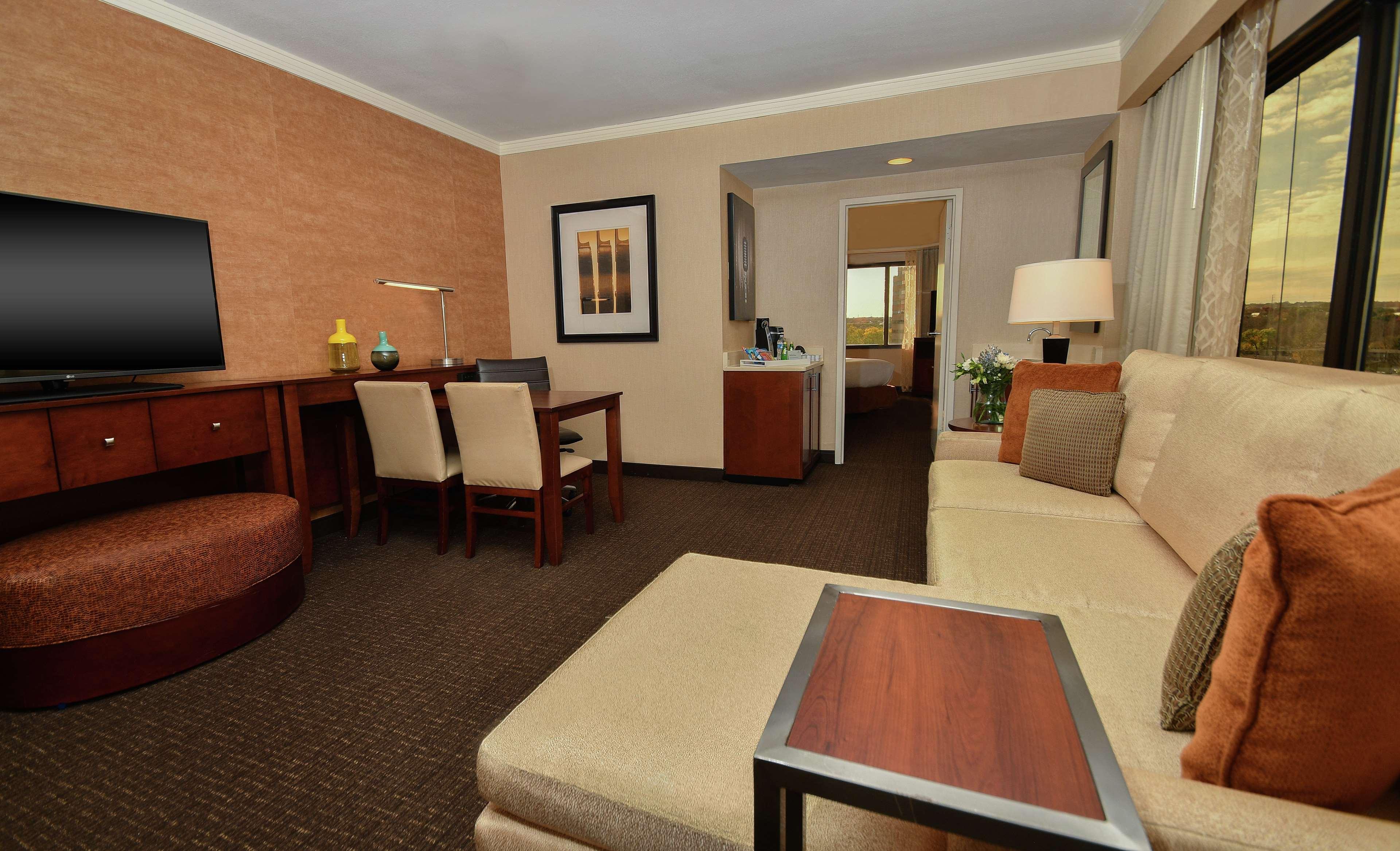 Suite Premium City View