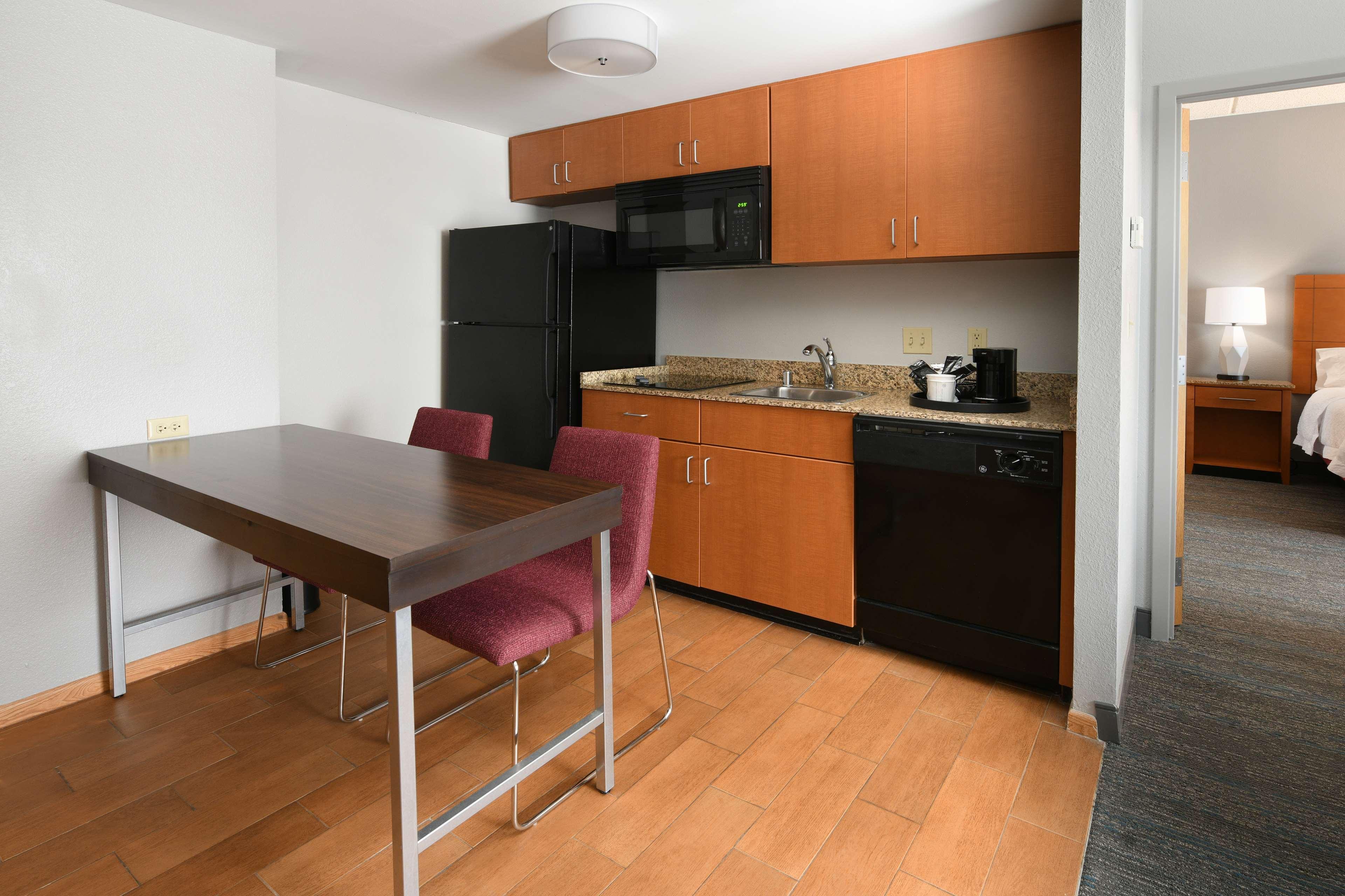 Suite with Kitchenette