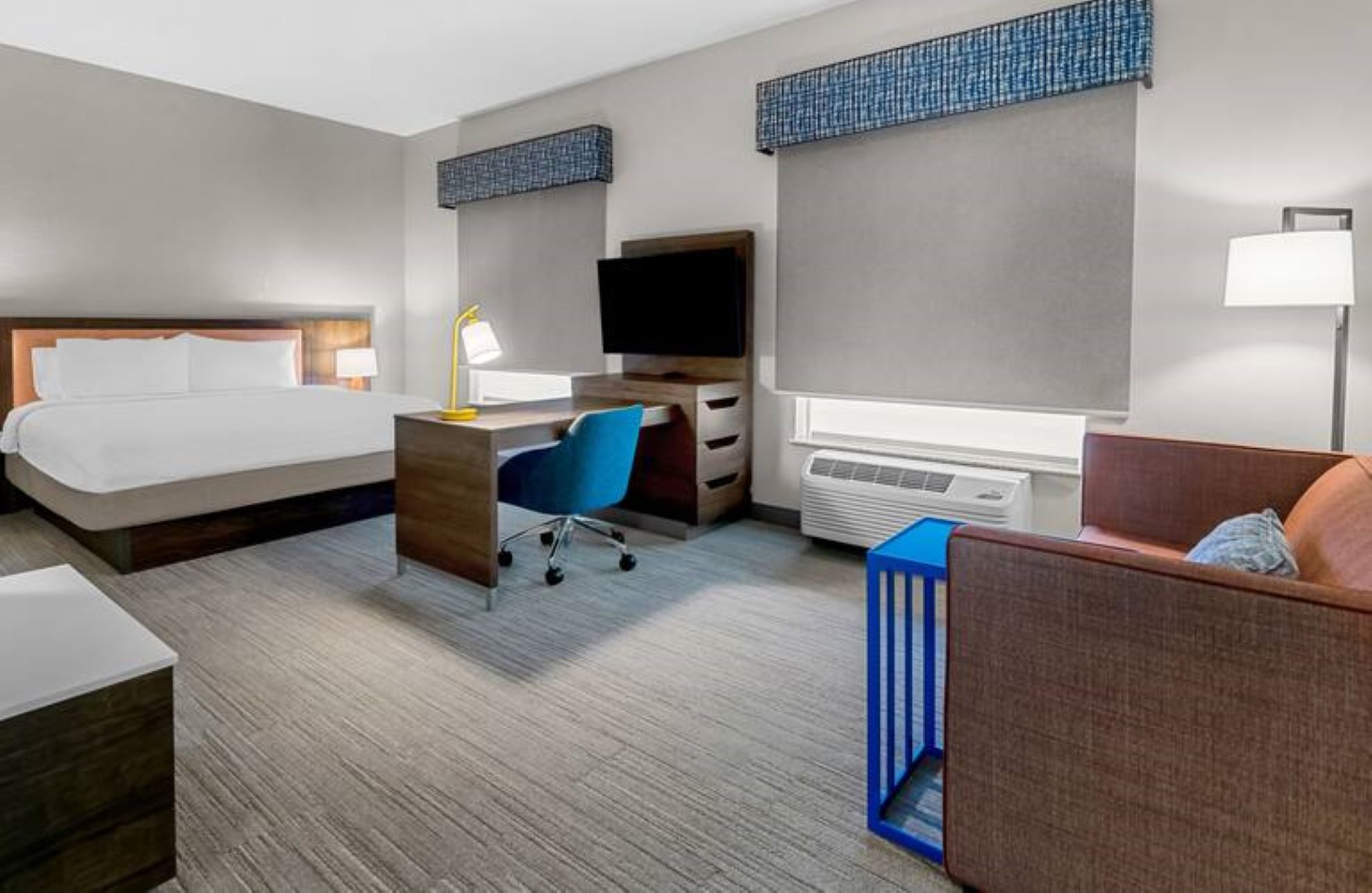 Studio King Size Bed