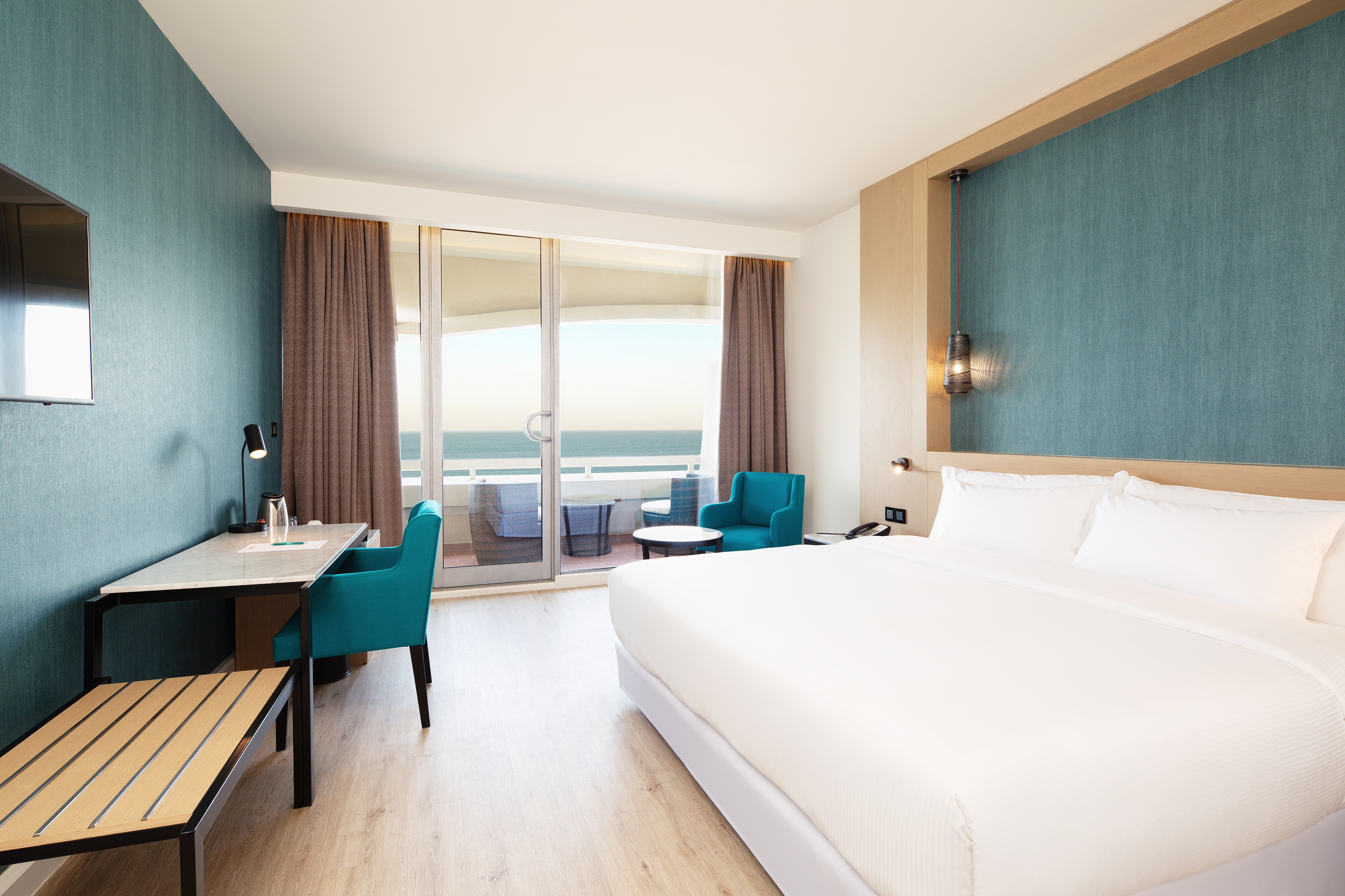 Double or Twin Deluxe Sea View