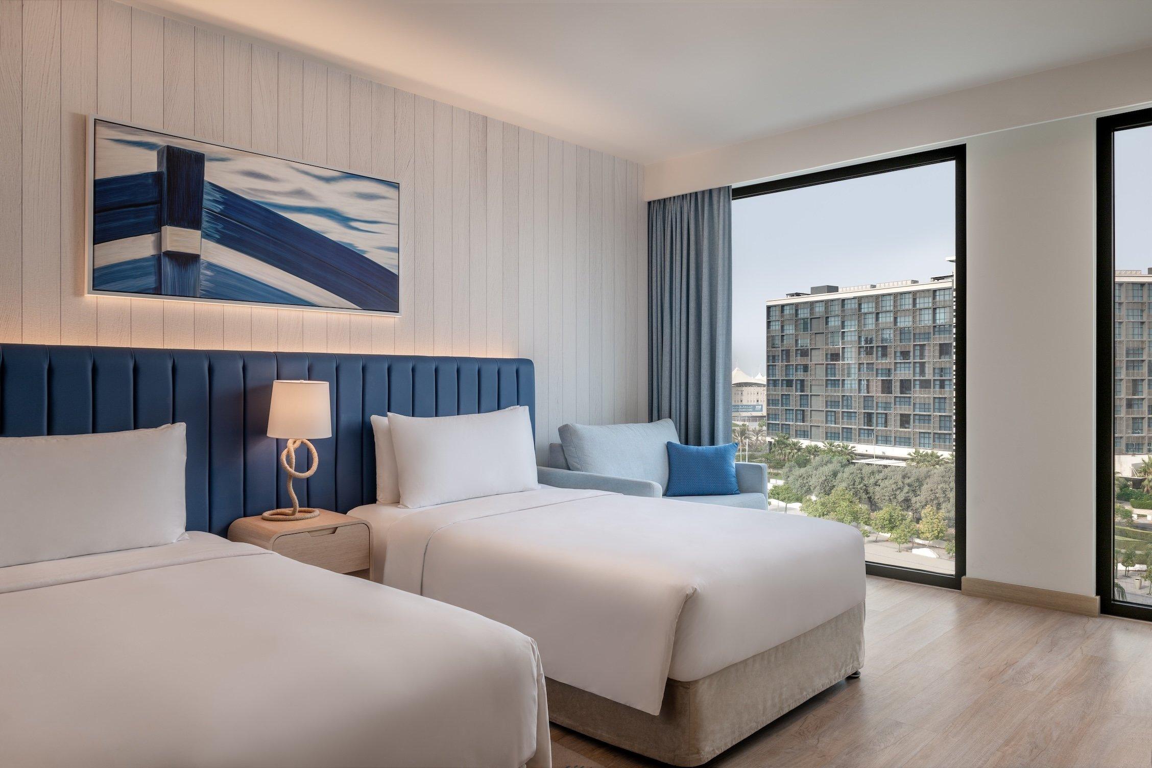 Twin Deluxe with Views