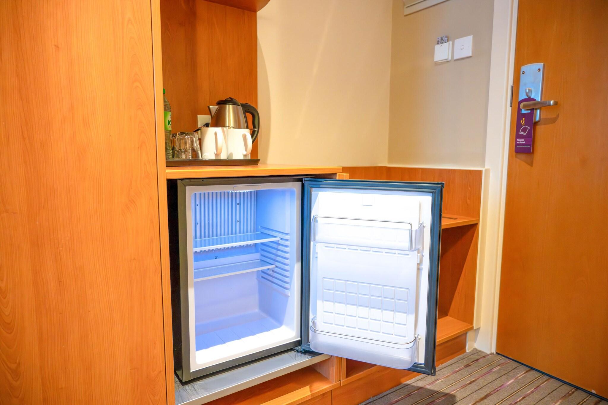 Double Queen Bed Non Smoking