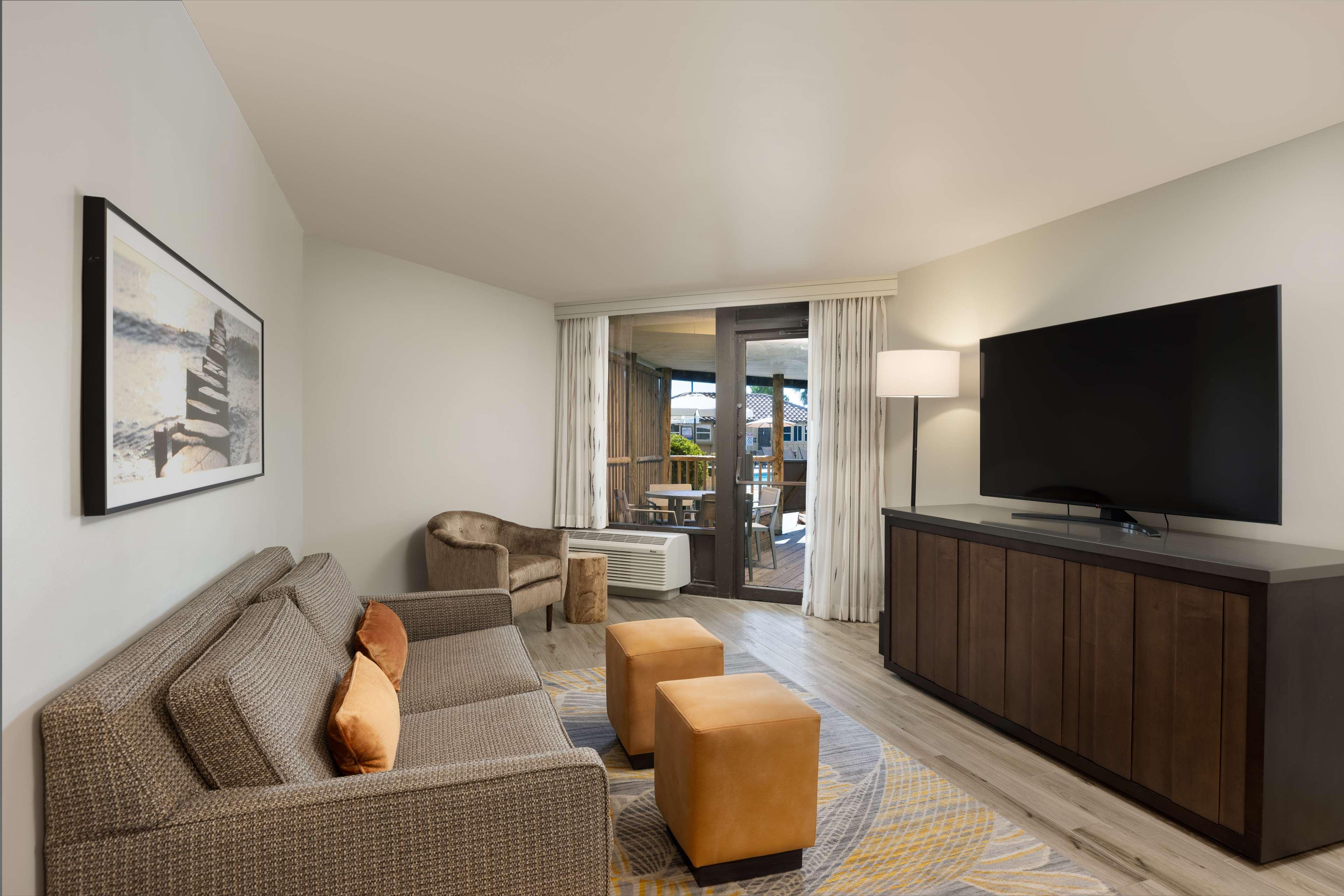 Suite King Bed One Bedroom 