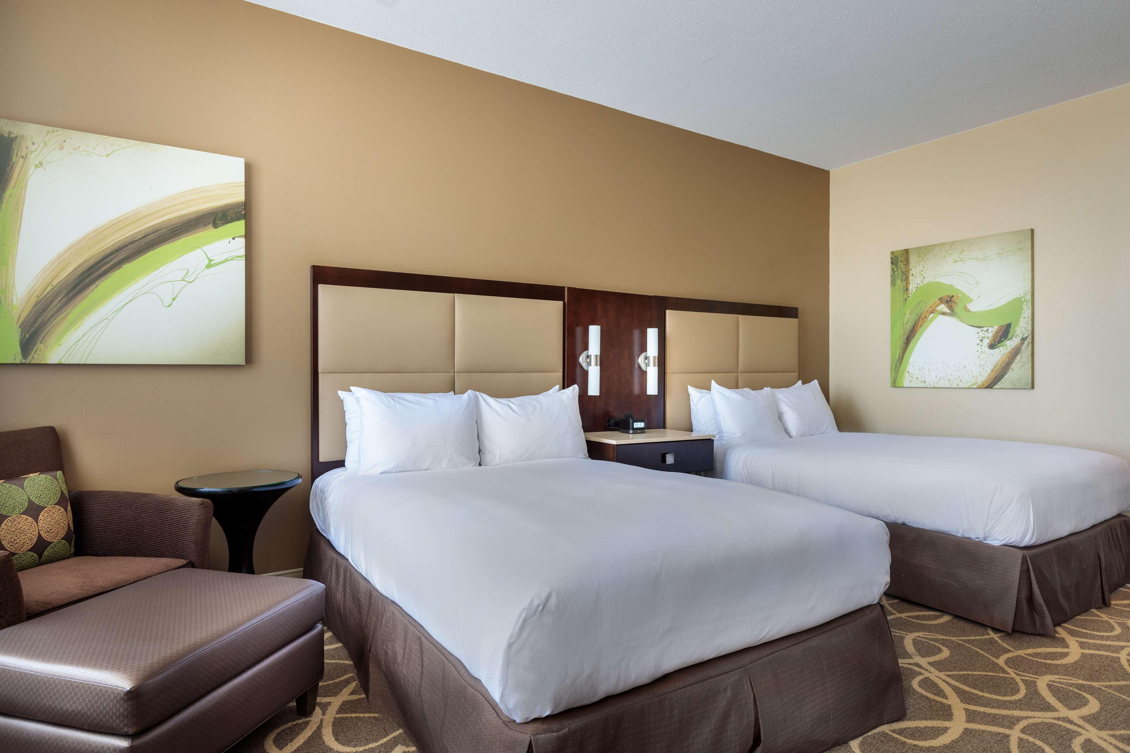 Double Deluxe Two Double Beds