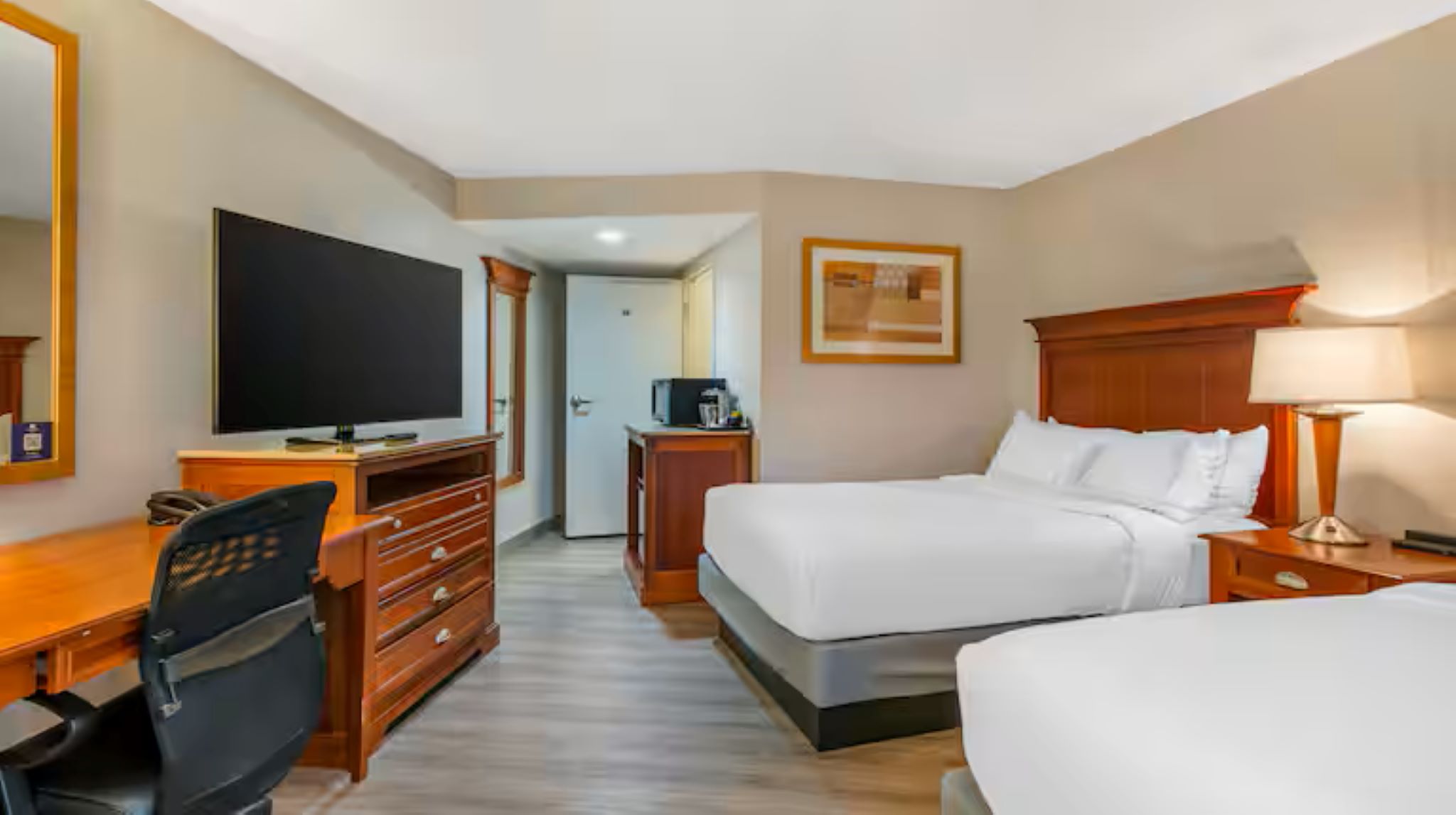 Double Deluxe Two Double Beds