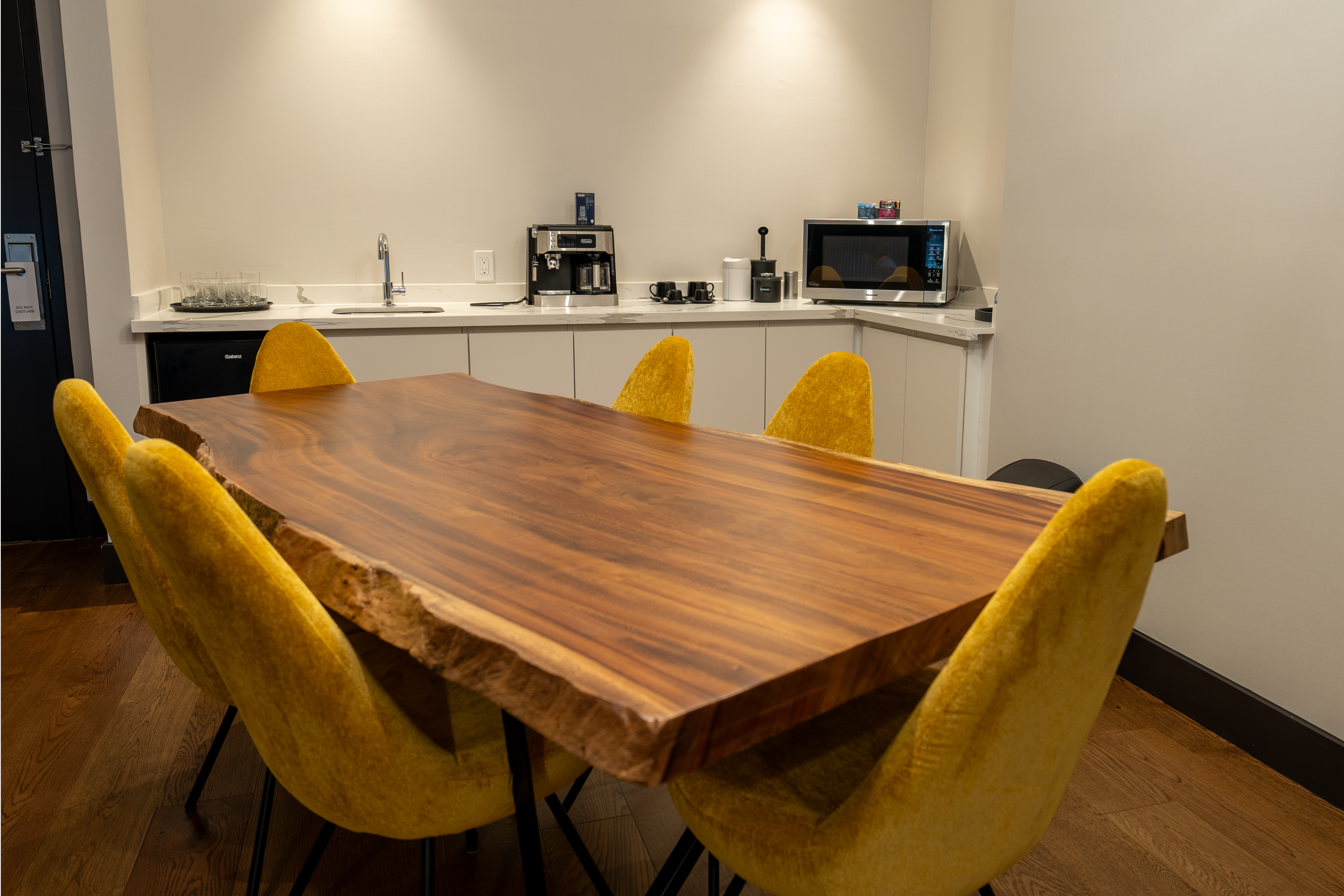 Suite King Bed One Bedroom 