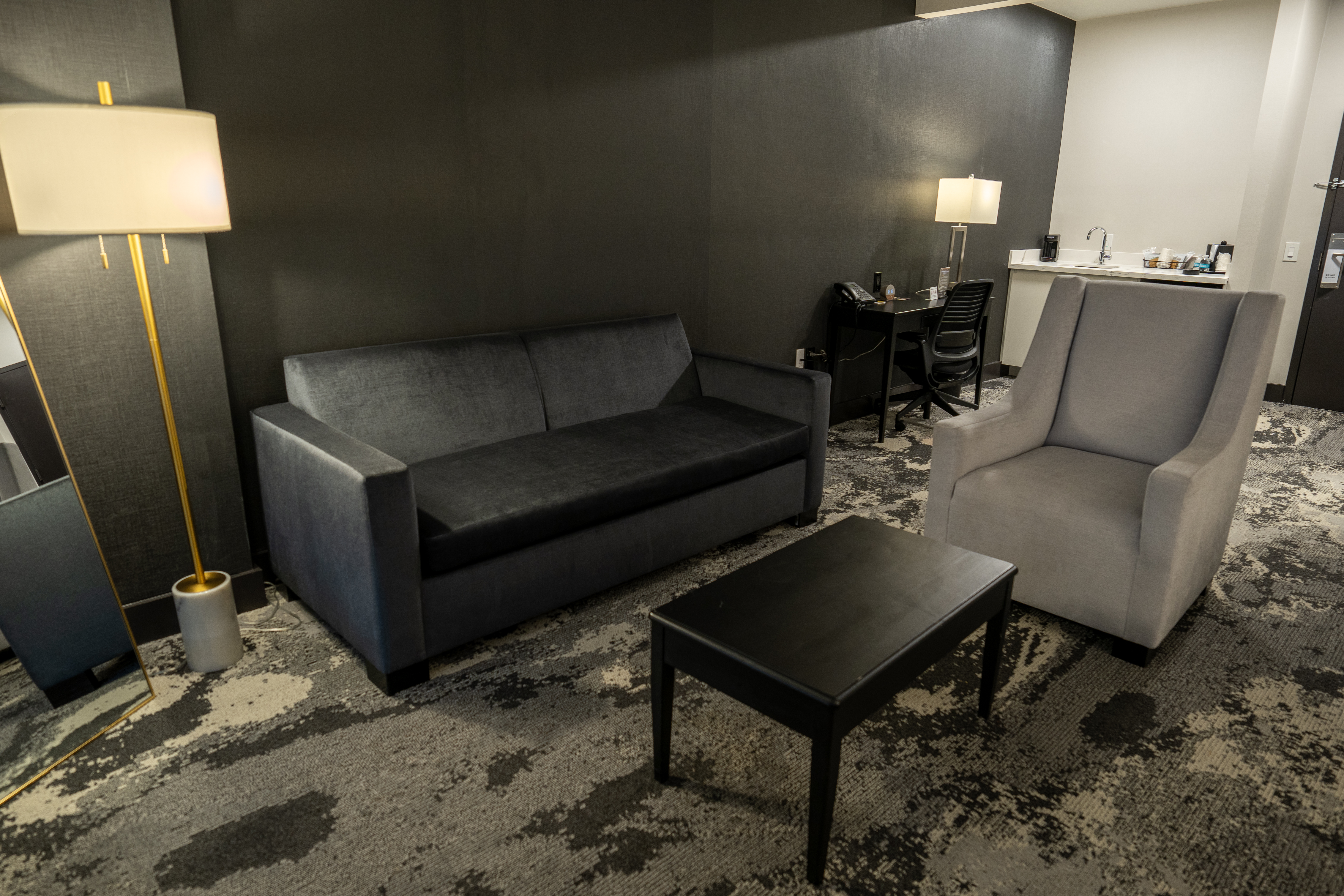 Double Deluxe King Bed