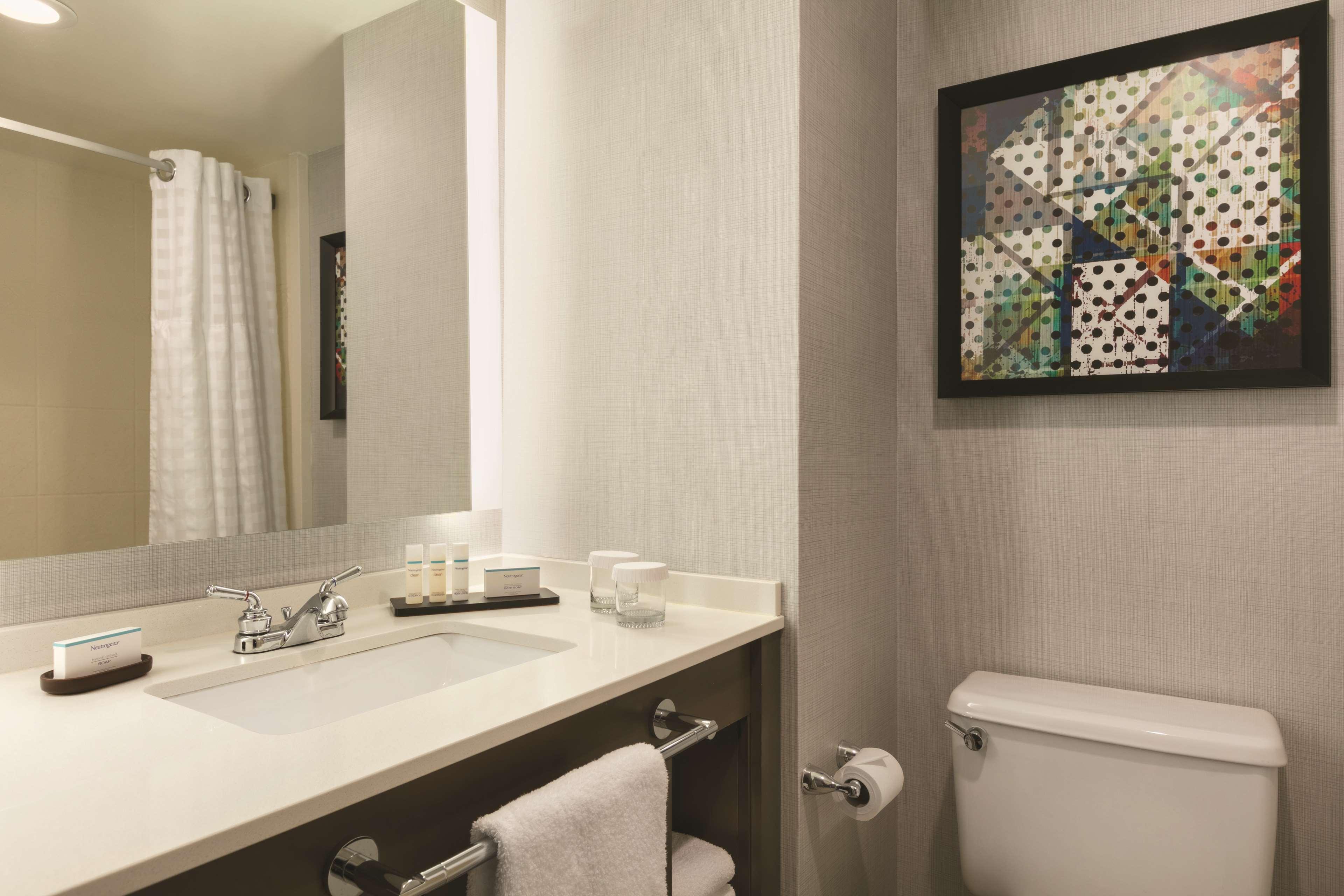 Suite Two Queen Beds