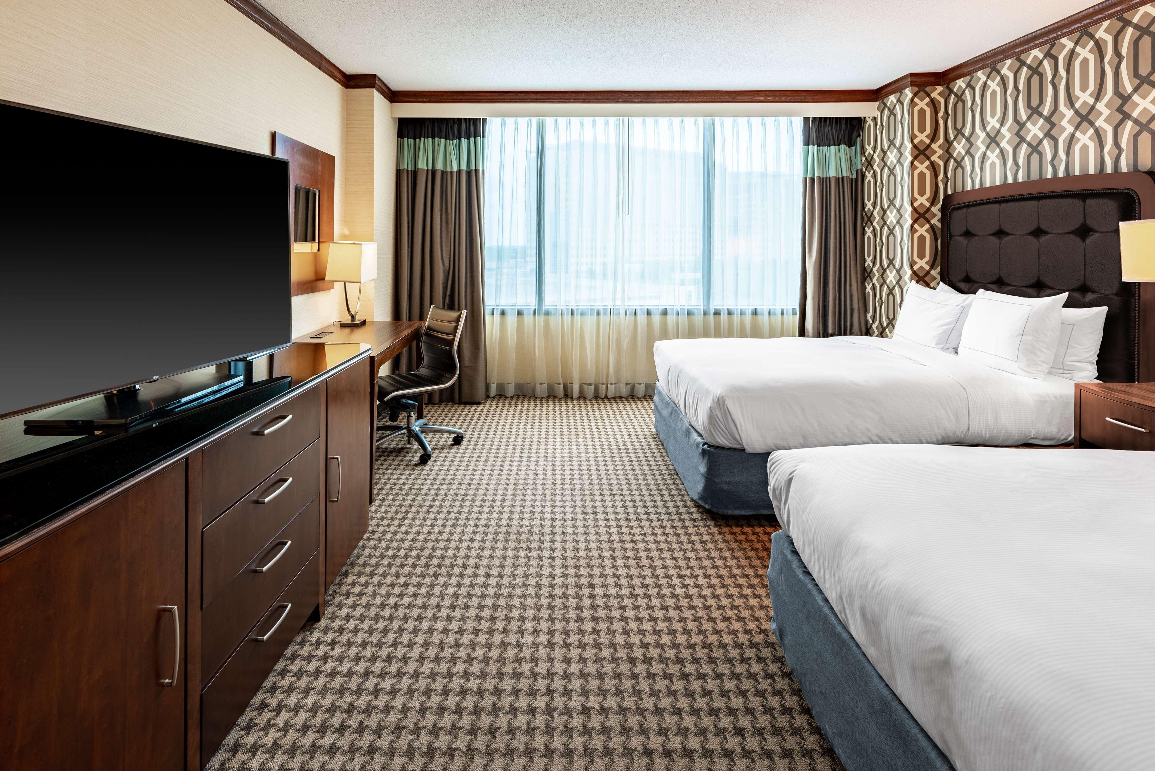 Double Accessible-two Queen Beds