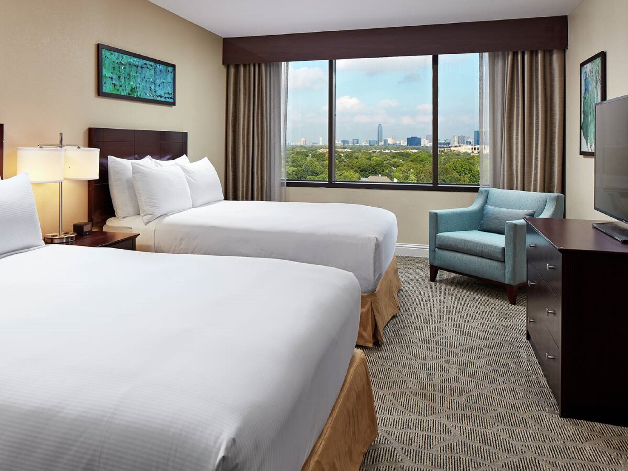 Suite Two Double Beds One Bedroom 