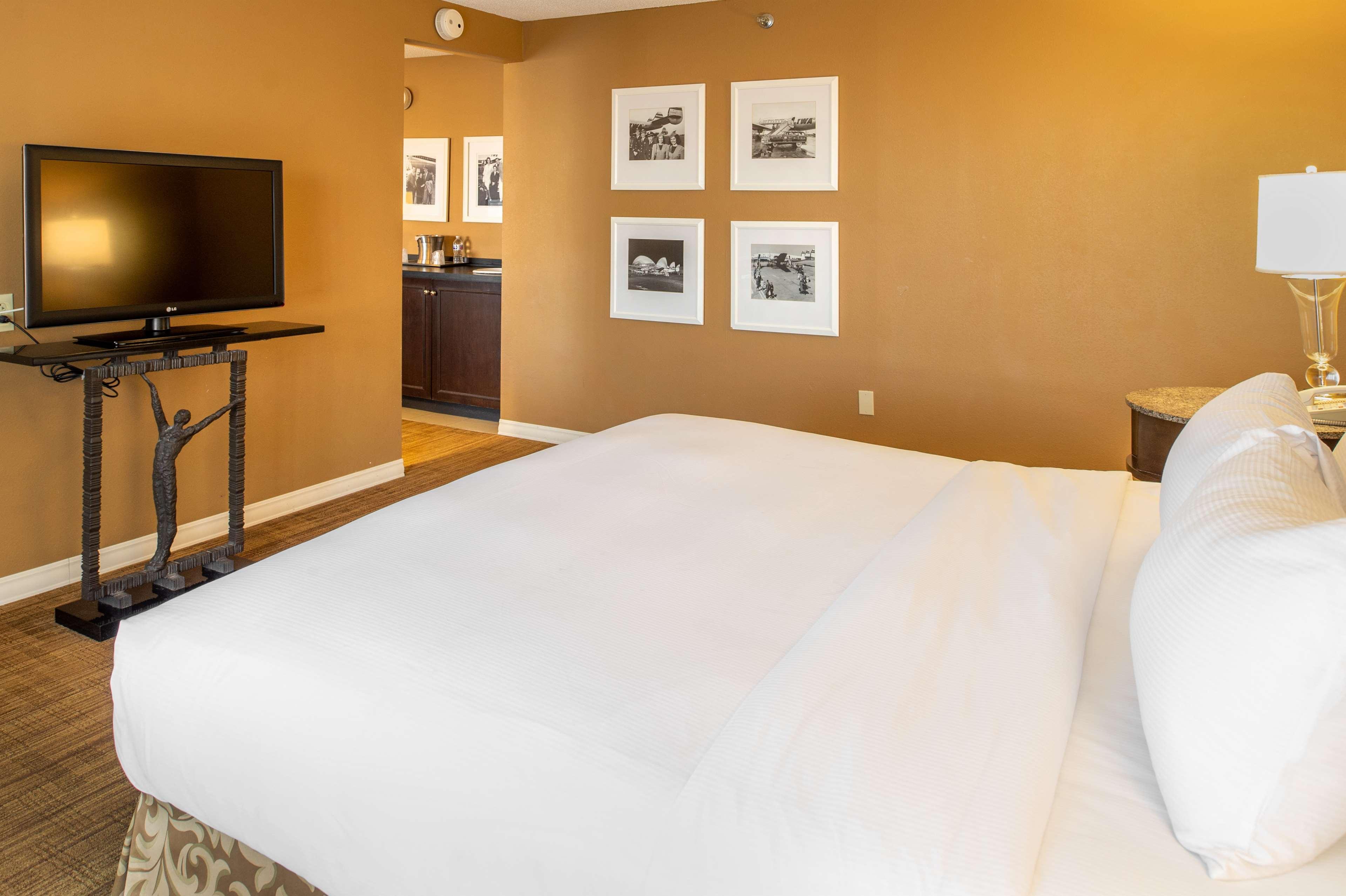 Suite Deluxe One Bedroom