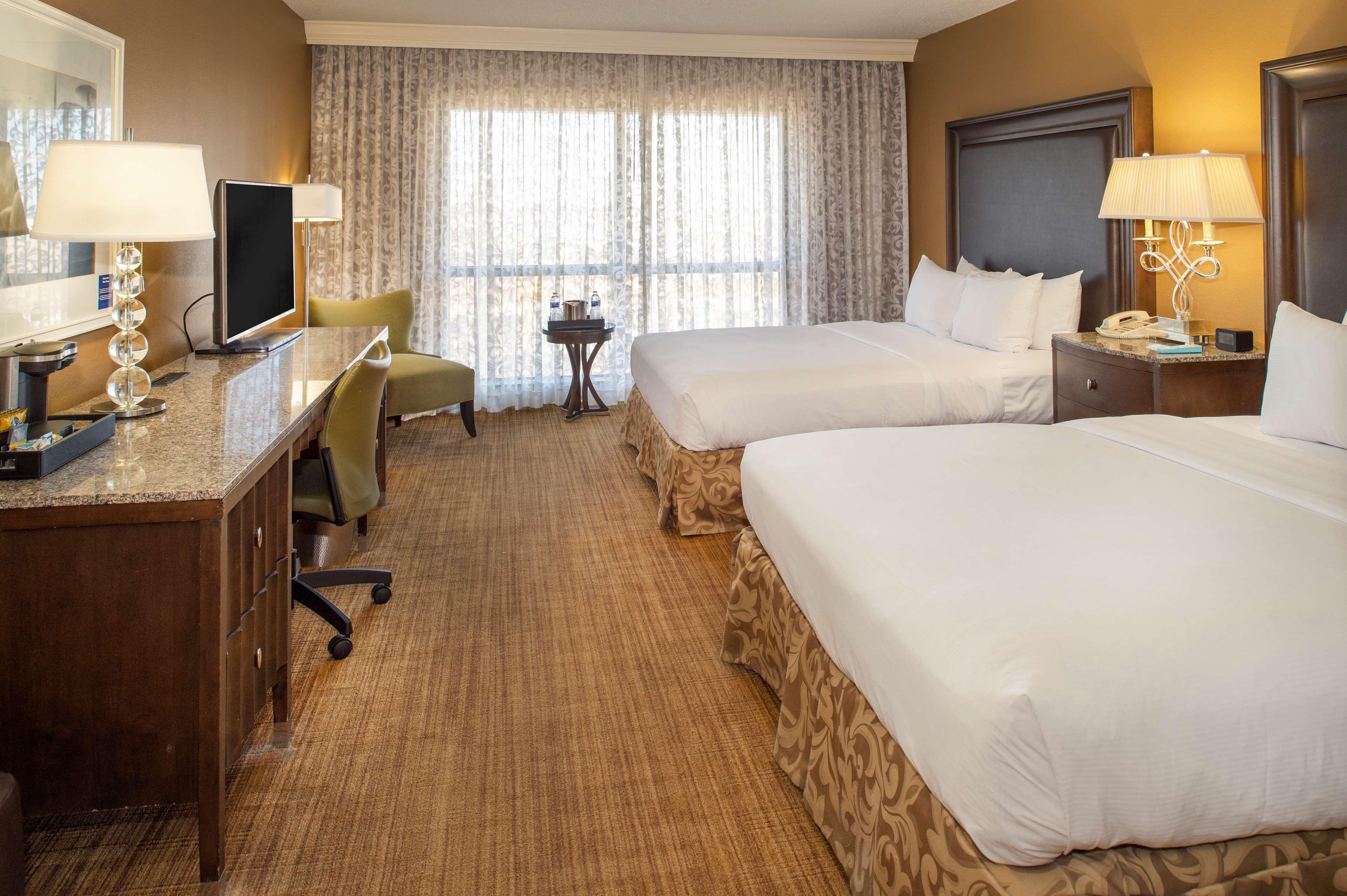 Double Queen Size Bed