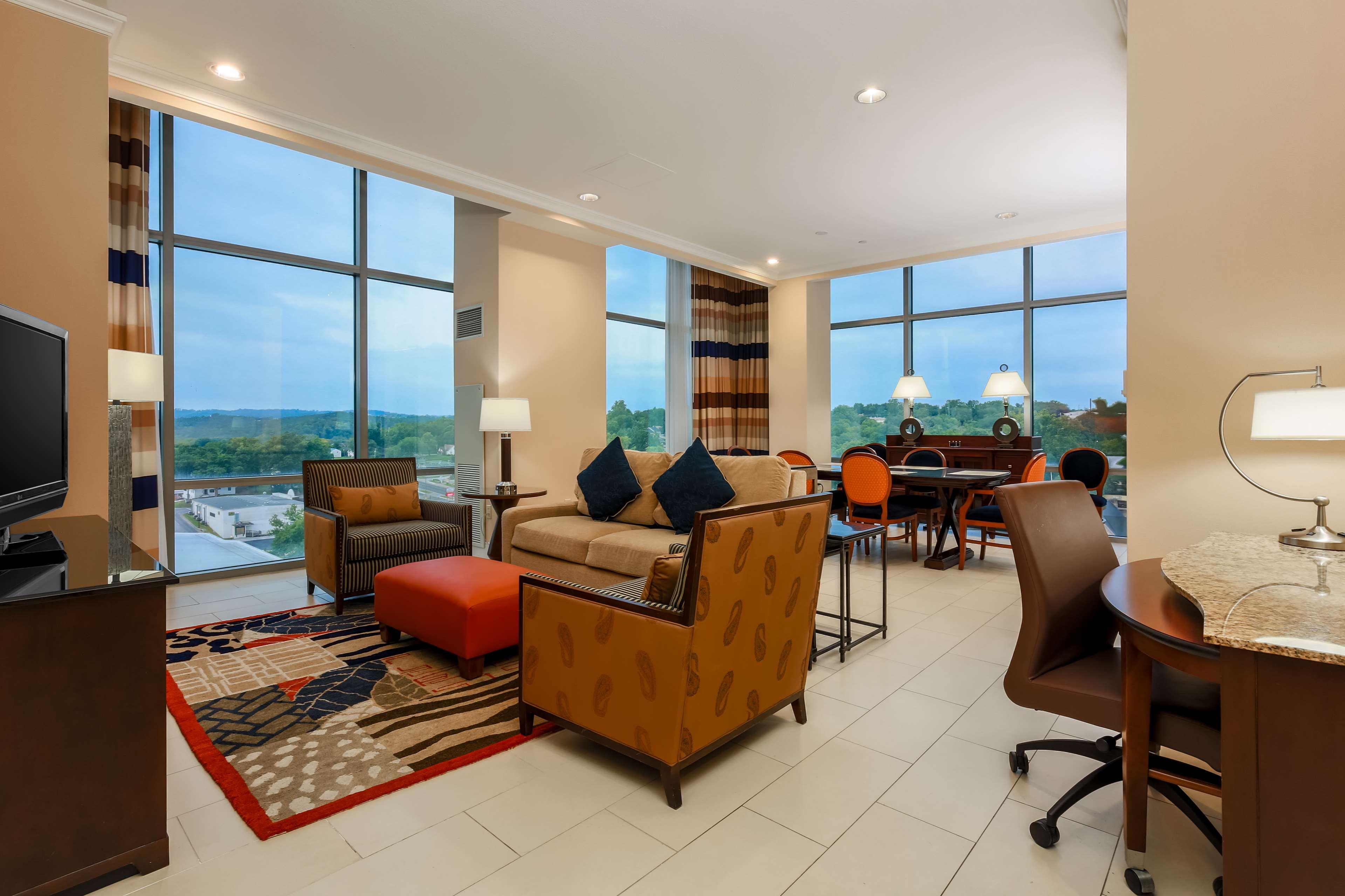 Double or Twin Superior King Bed