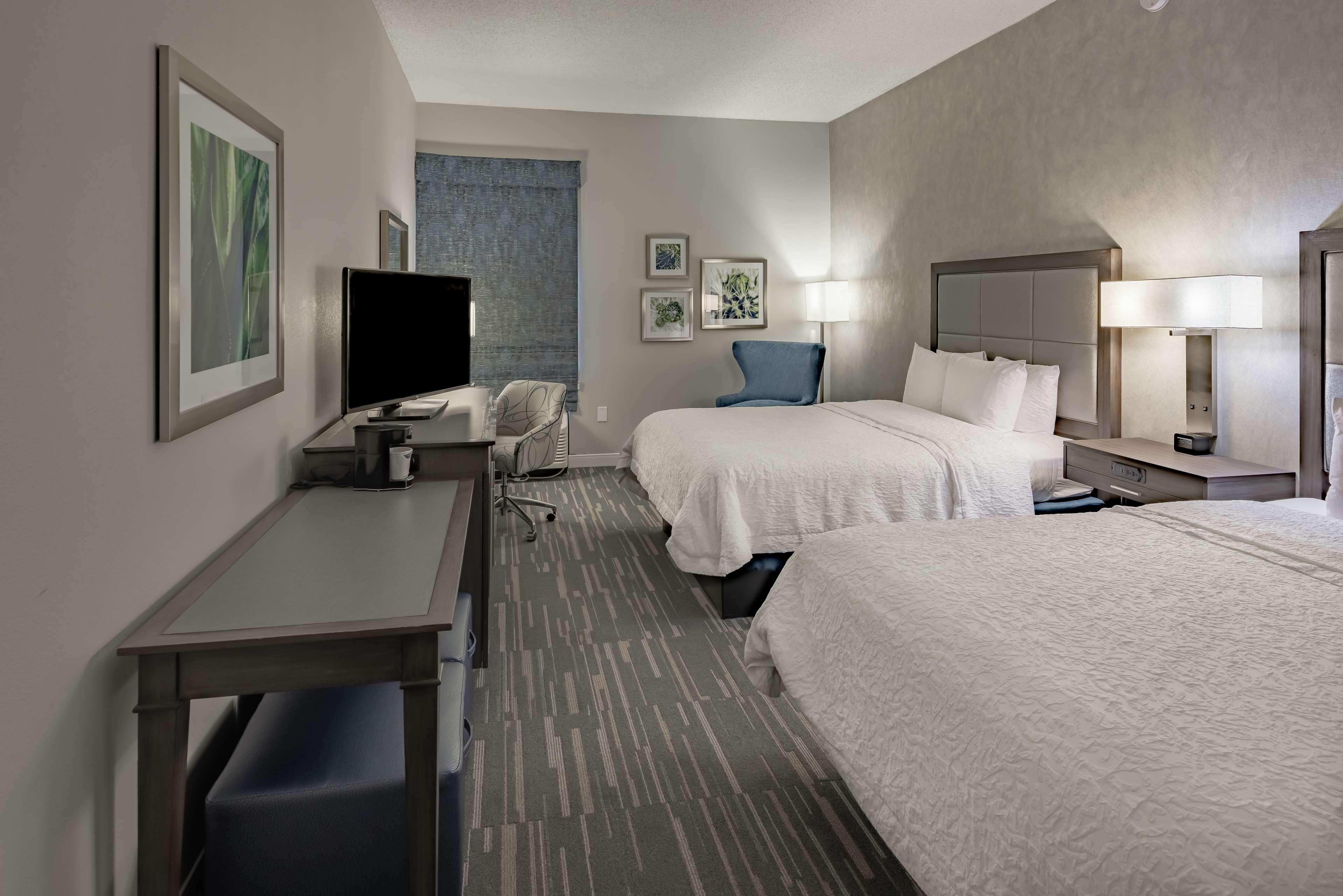 Double Two Queen Beds Non Smoking