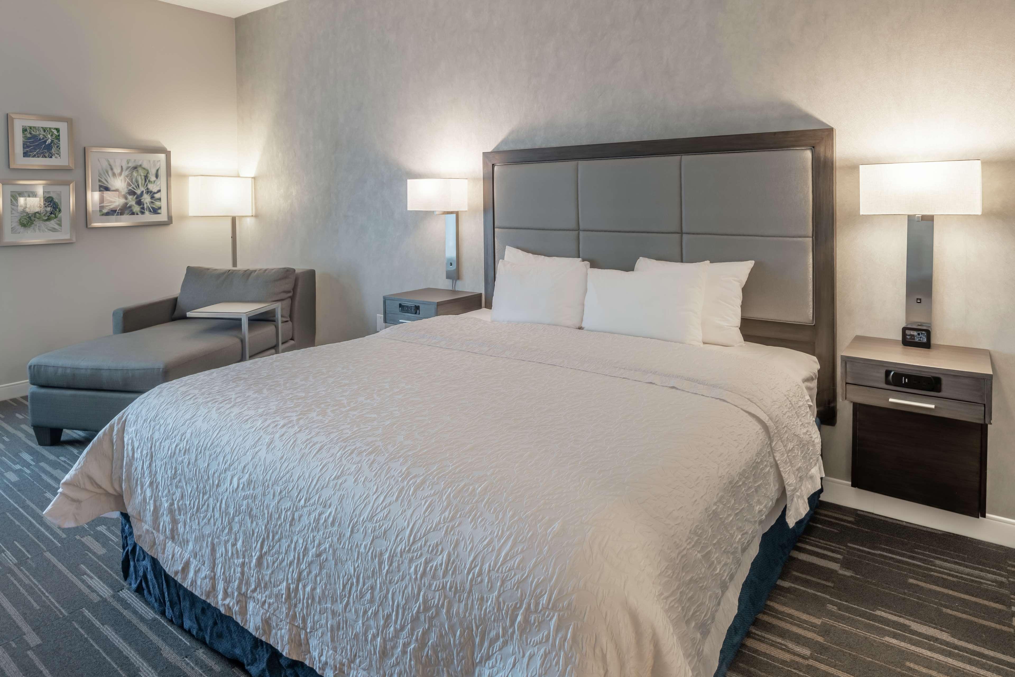 Double King Bed Non Smoking