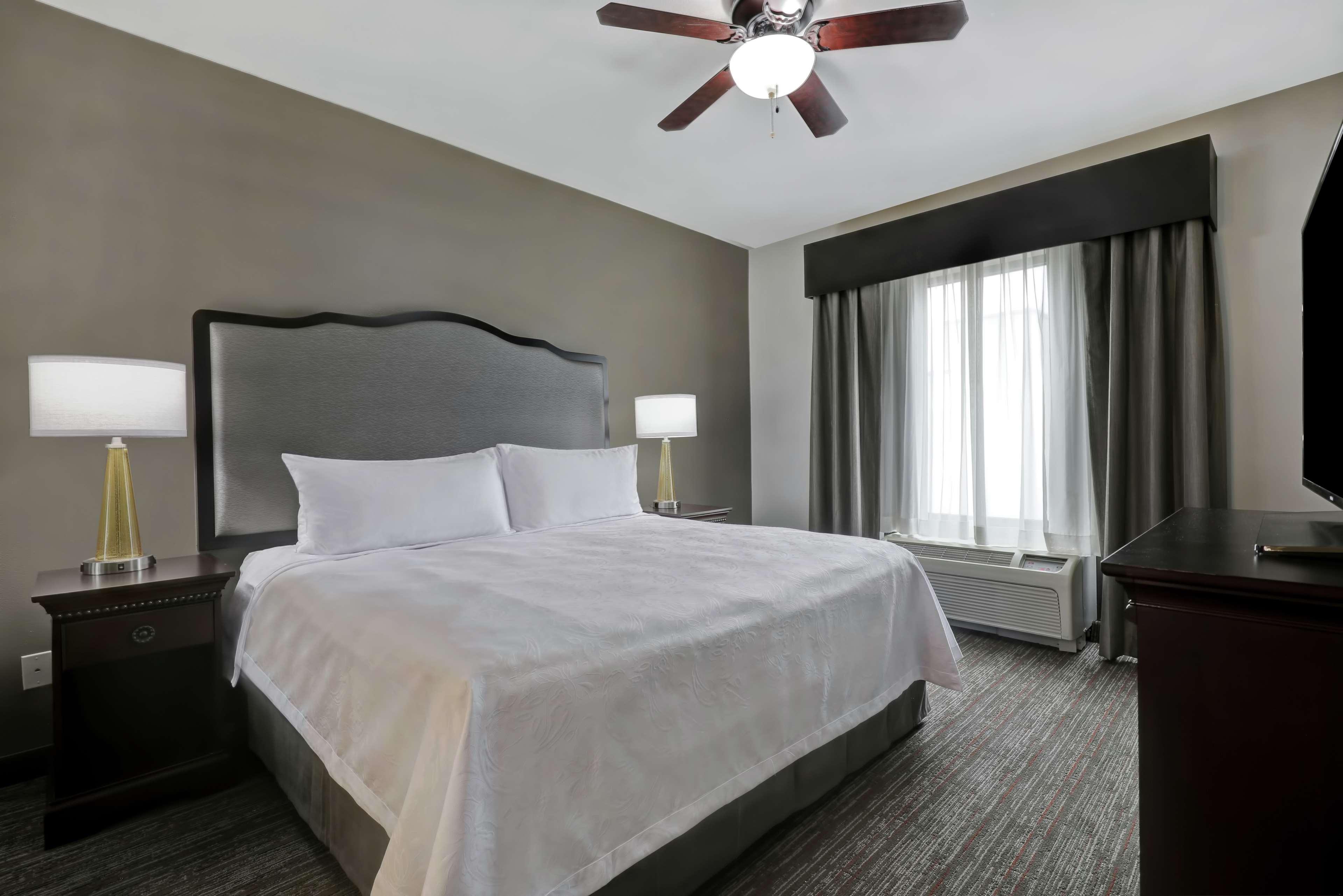 Suite King Bed Non Smoking