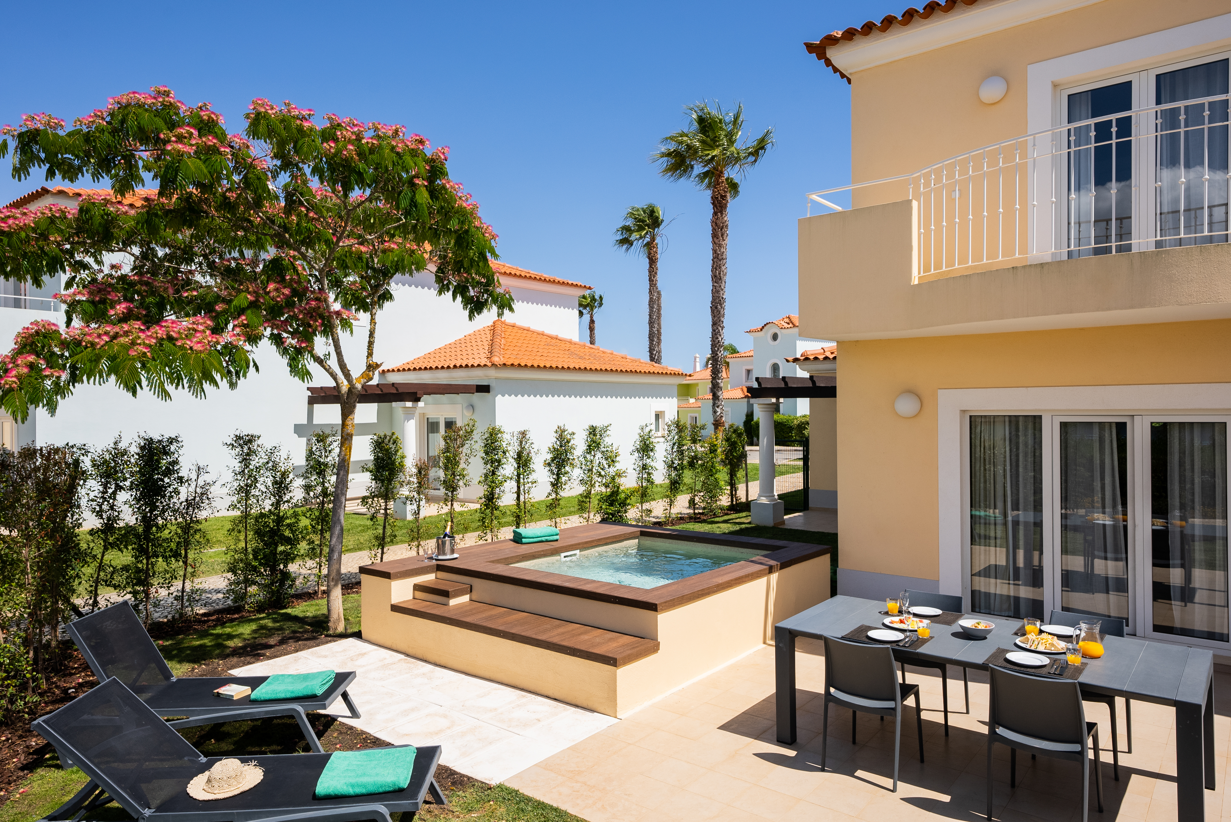 Villa Three Bedrooms with Private Pool