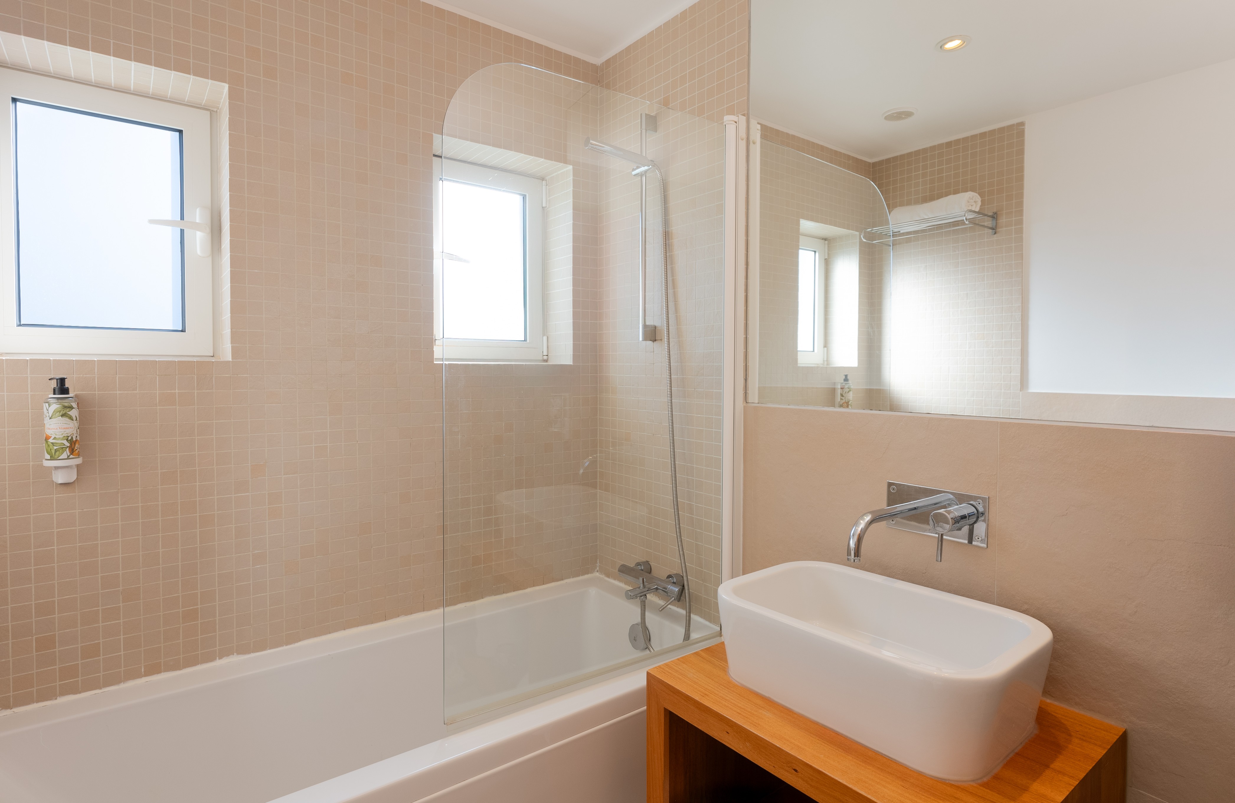 Apartment Deluxe One Bedroom