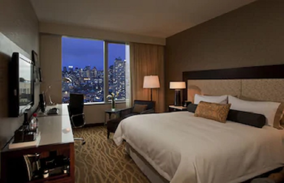 Double Executive King Bed