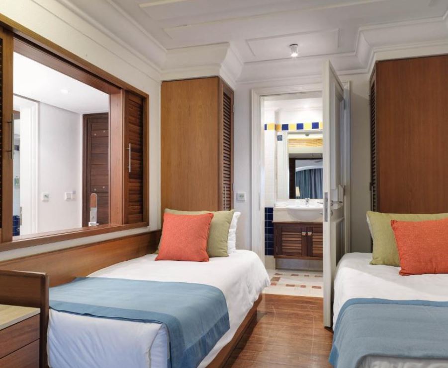 Family Room Sea View One Bedroom