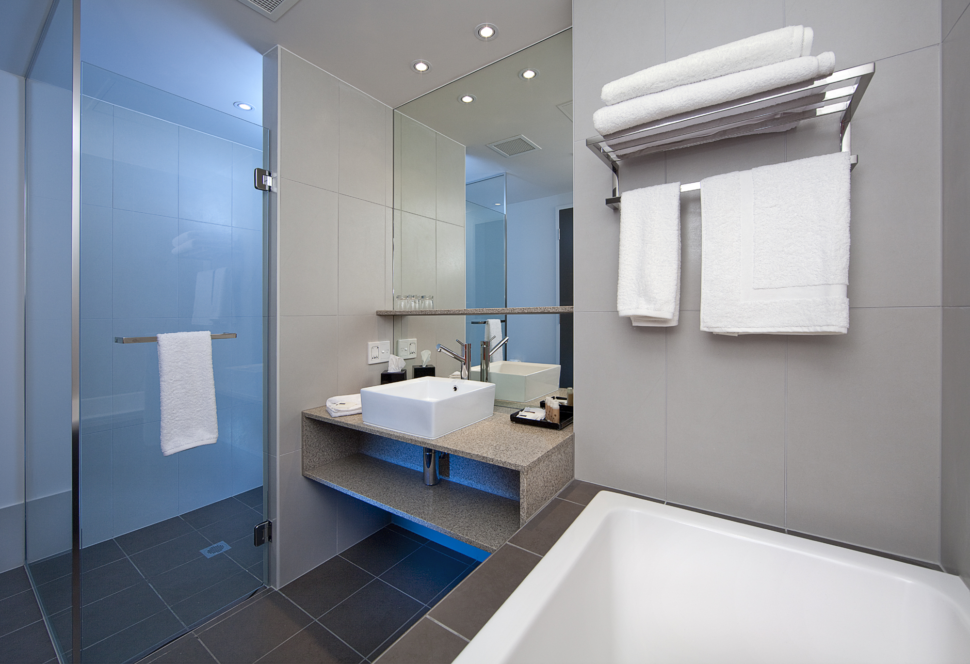 Double Deluxe City View King Bed