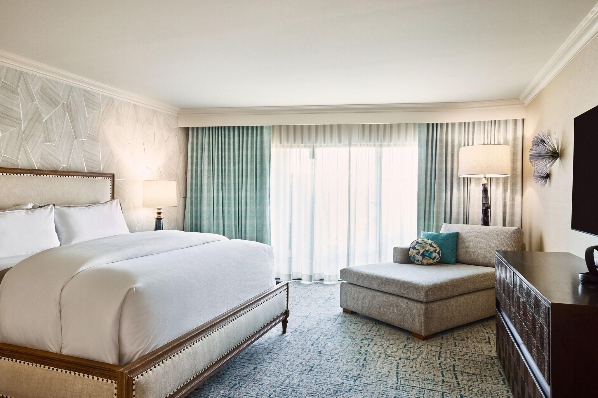 Suite King Size Bed
