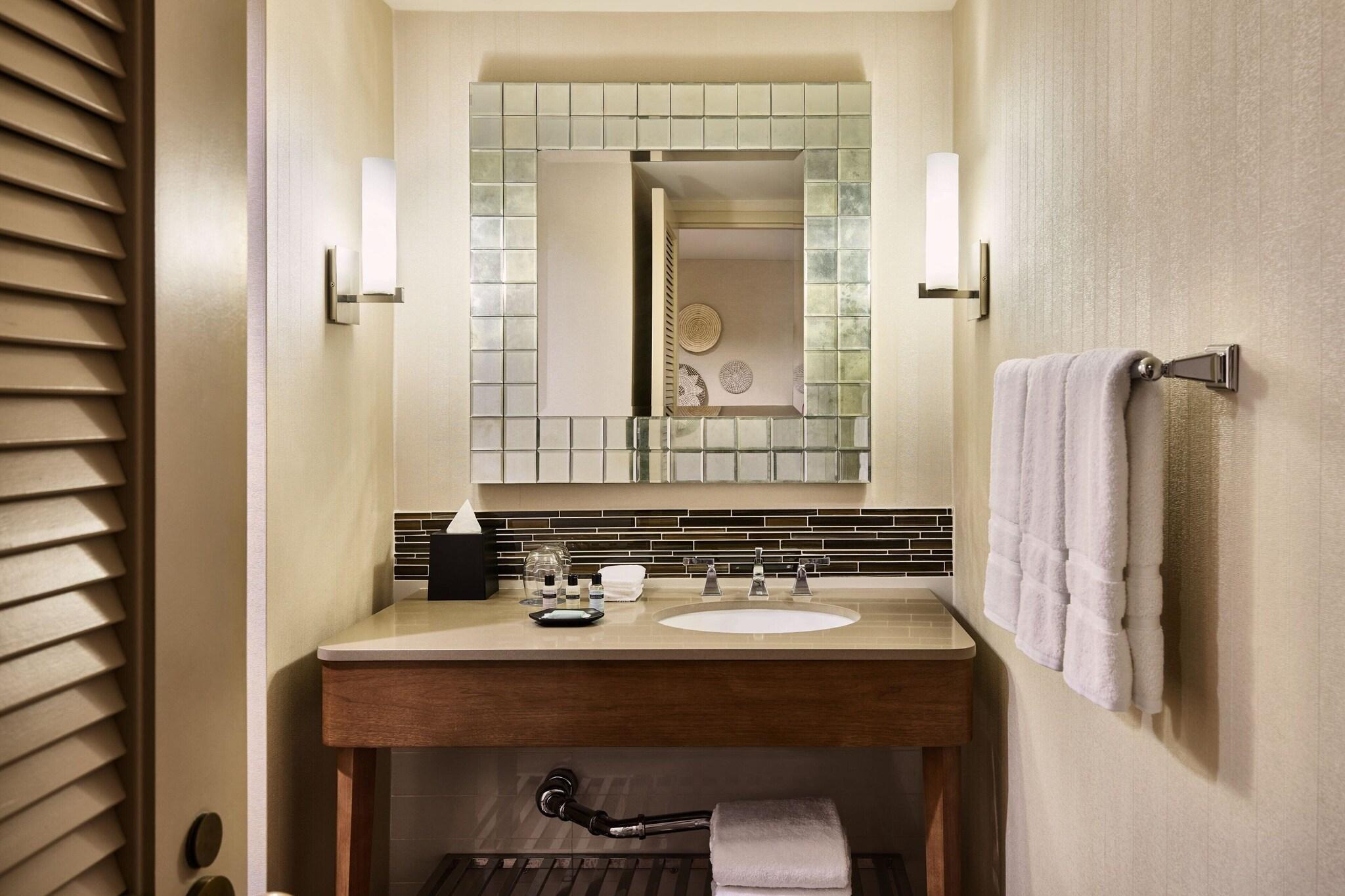 Suite King Size Bed