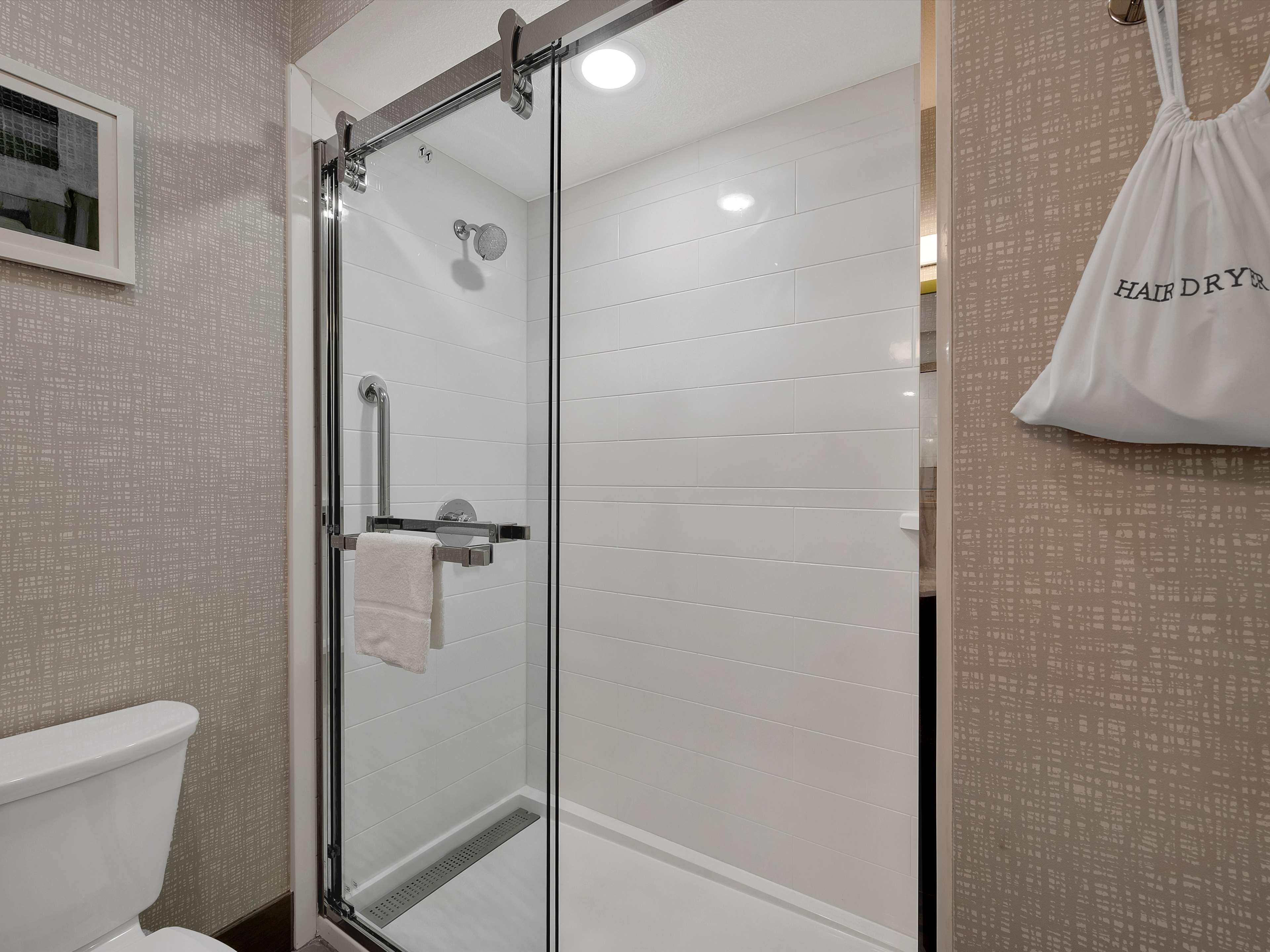 Room King Bed Non Smoking