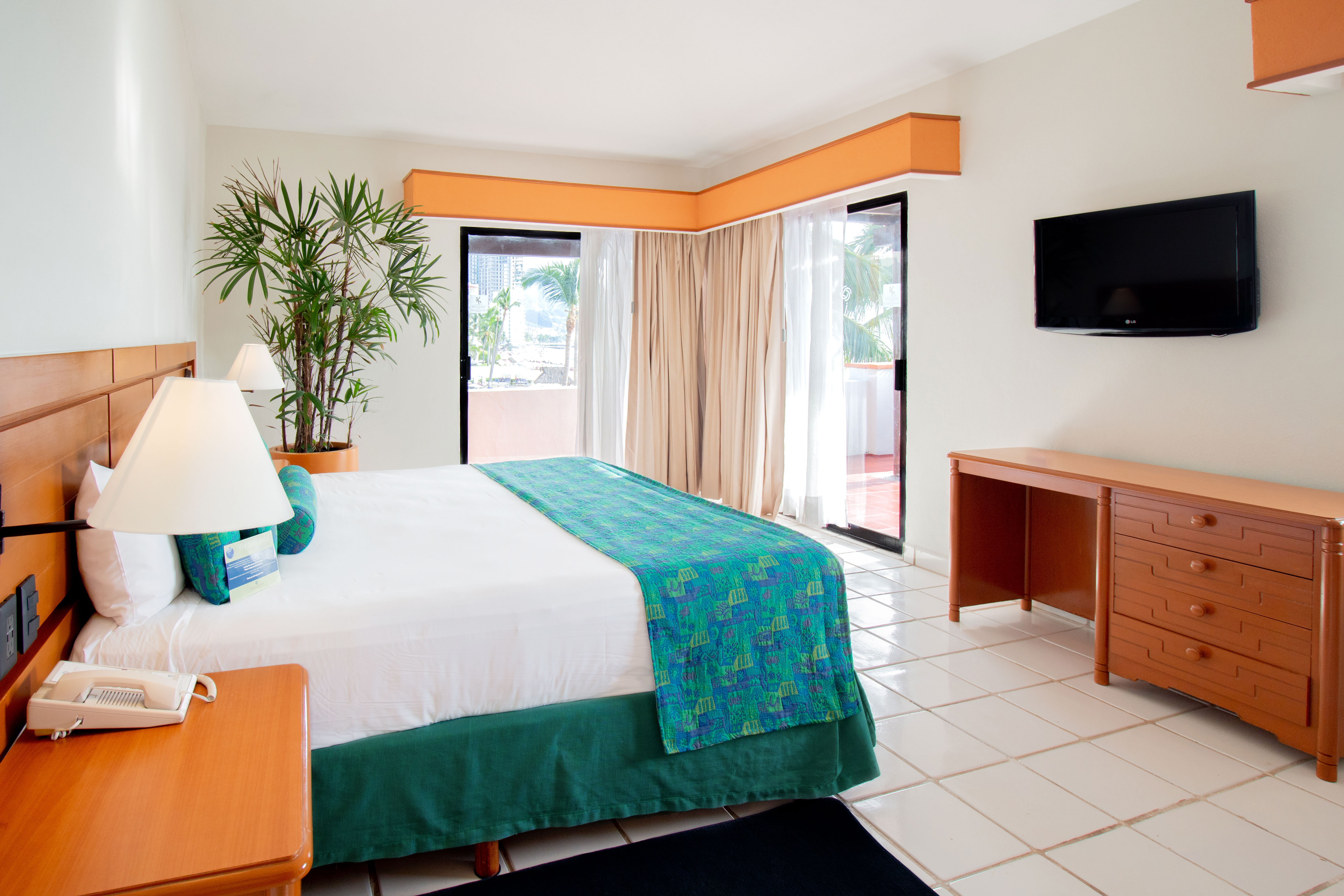 Double Capacity 2 One Bedroom