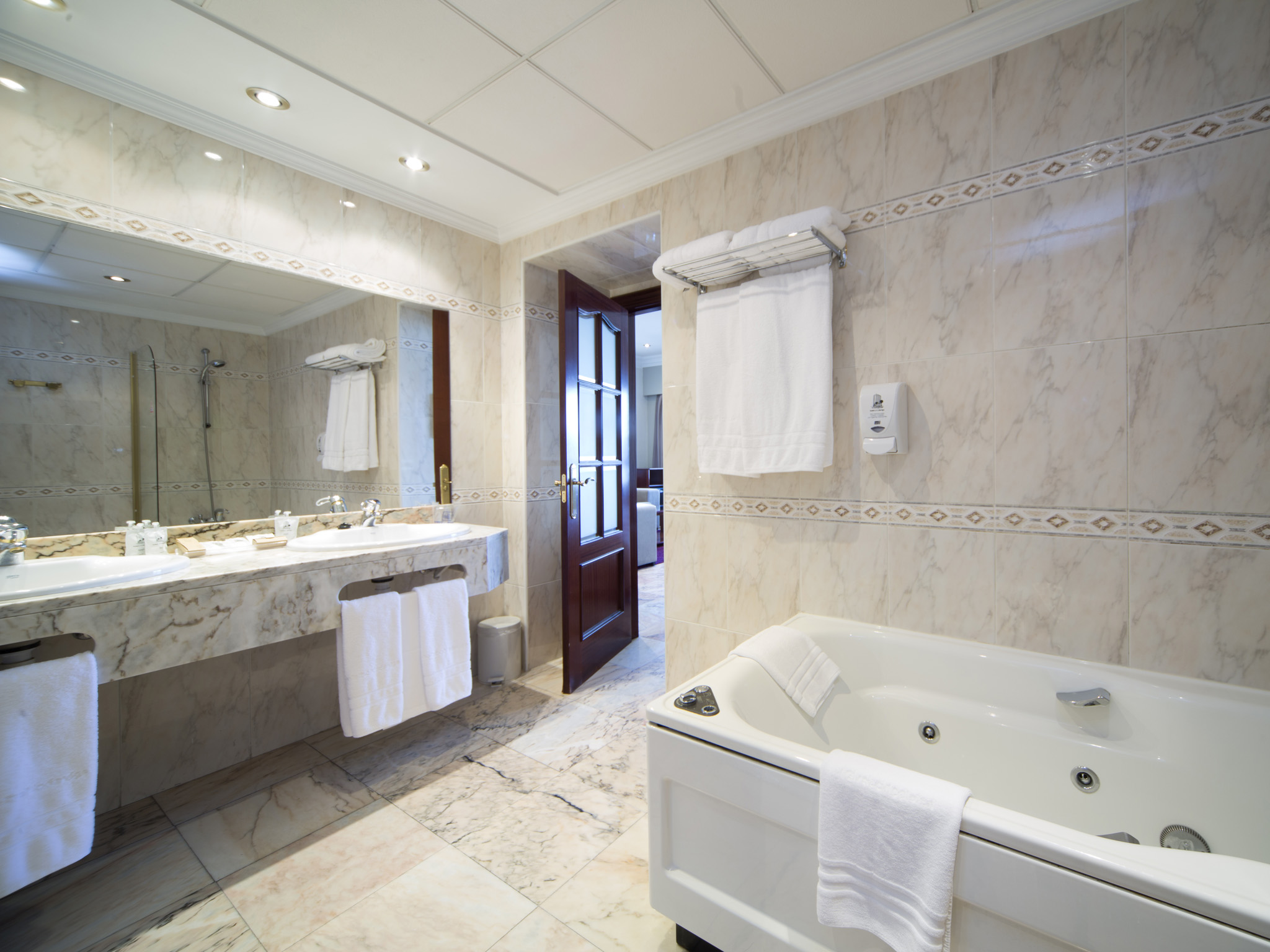 Junior Suite Standard