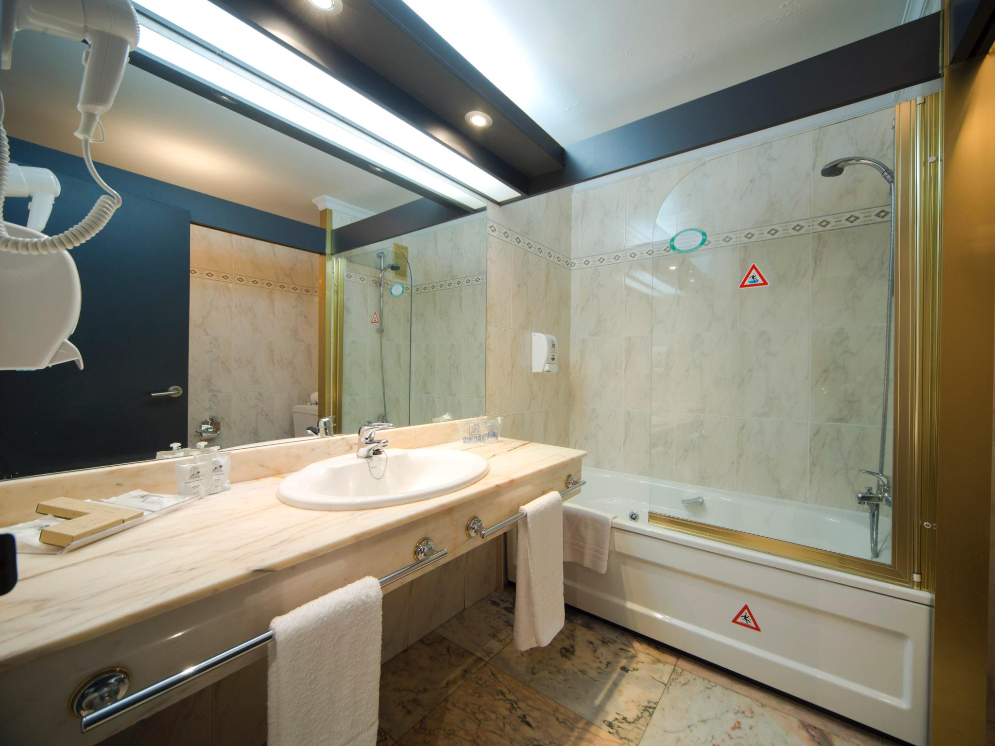 Double Single Sea View