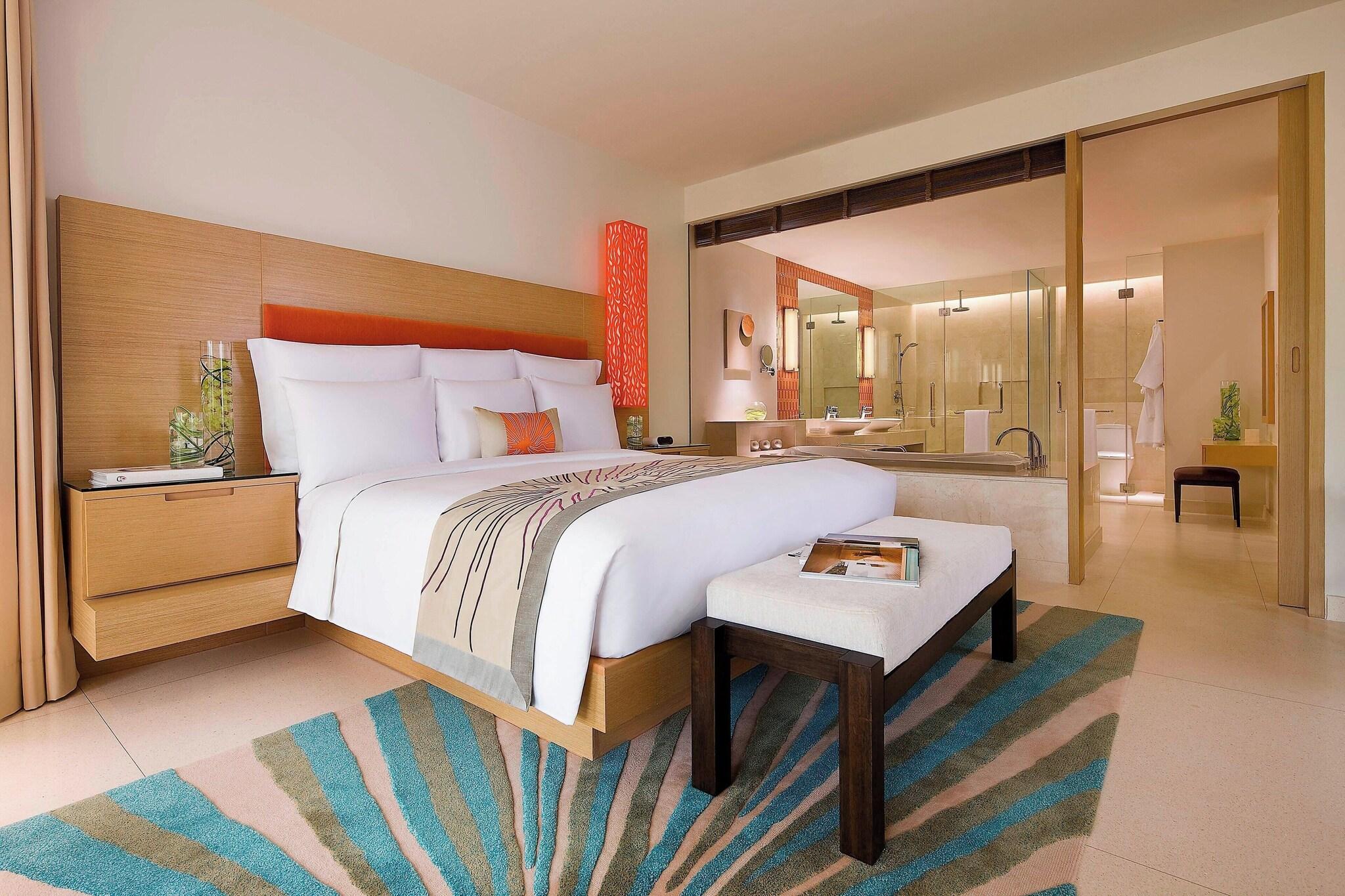 Suite Garden View King Bed