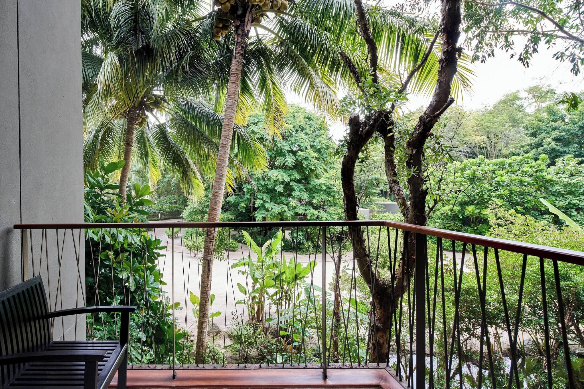 Quadruple Garden View with Balcony