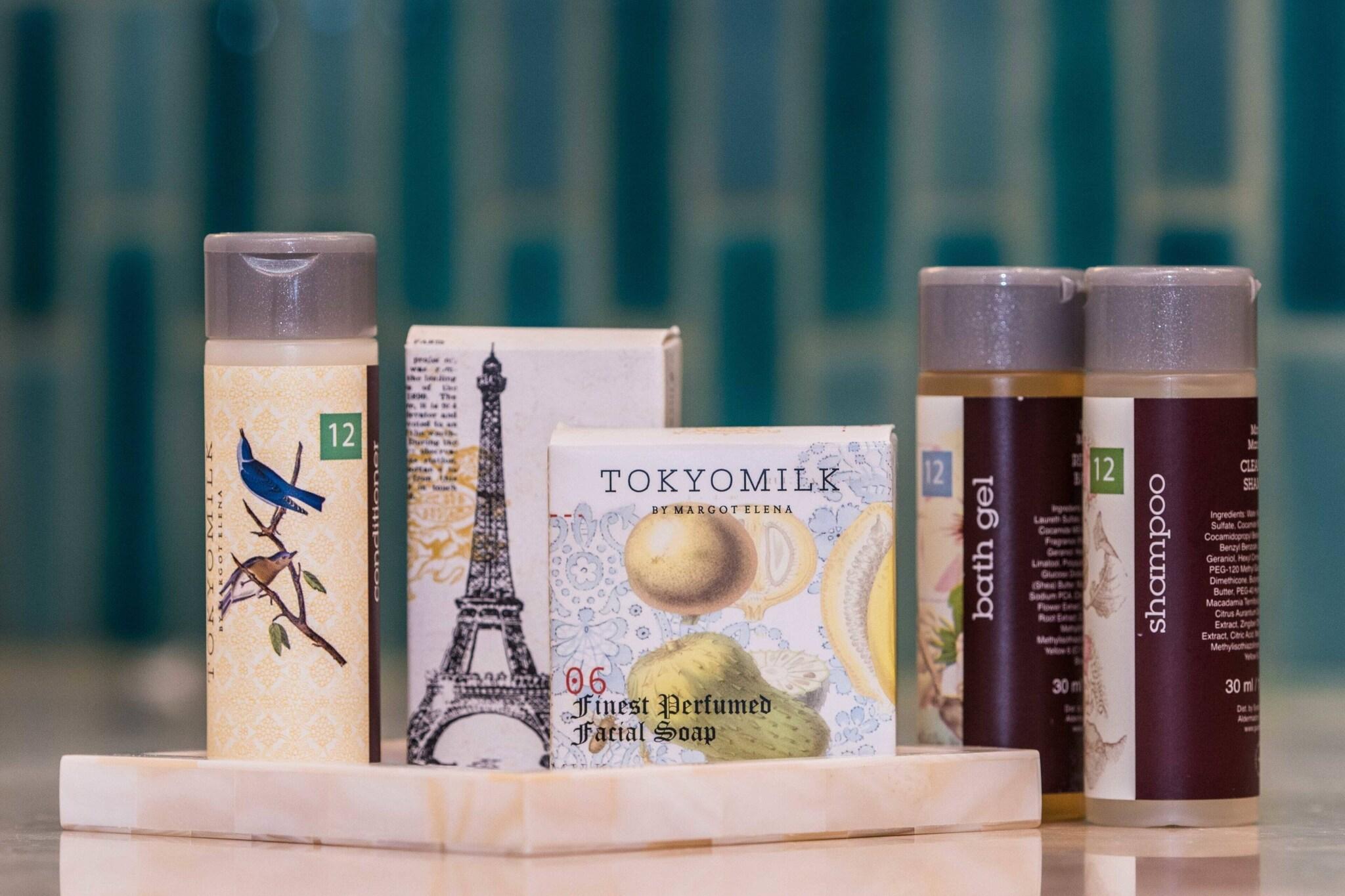 Double Deluxe King Bed