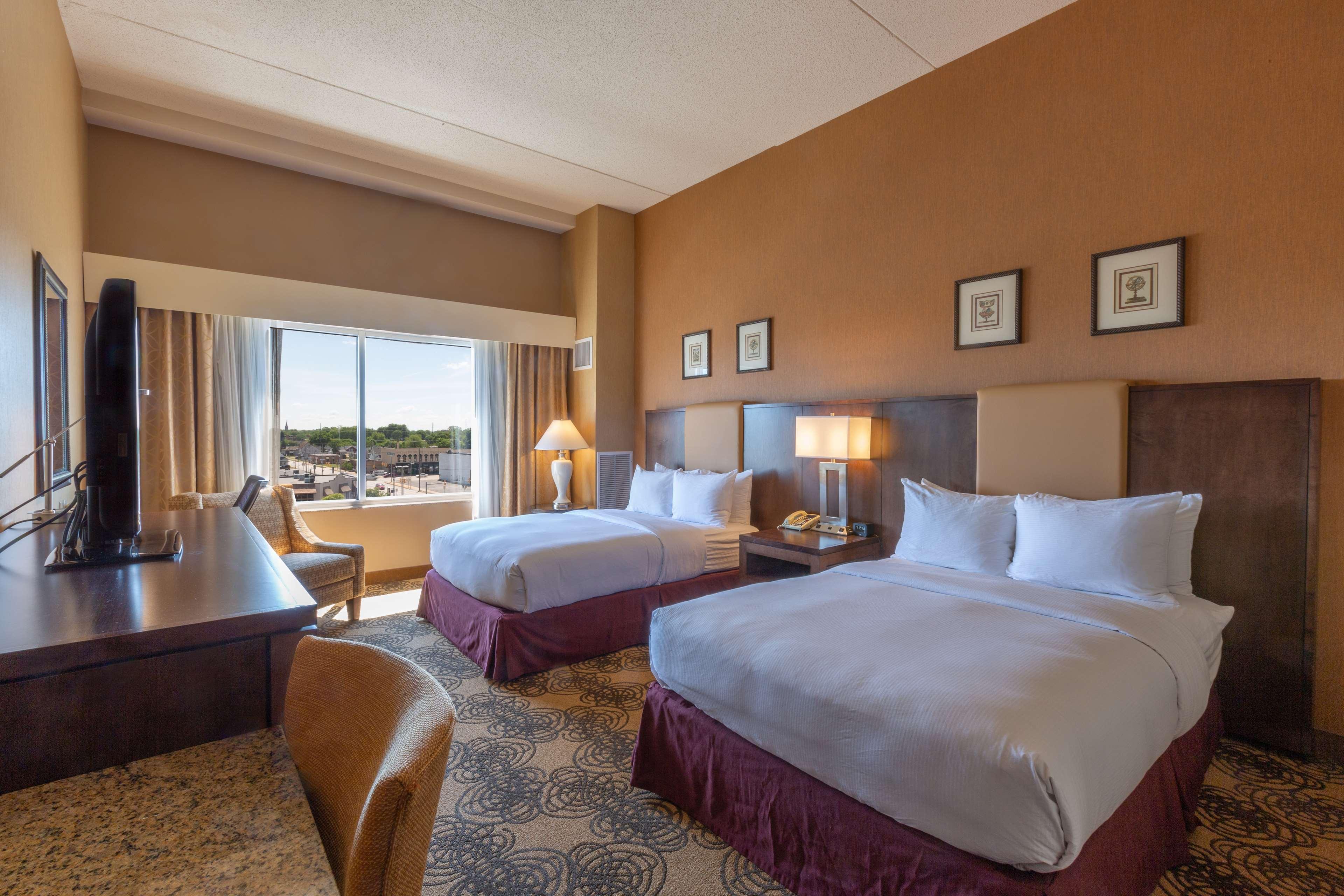 Room City View Two Queen Beds