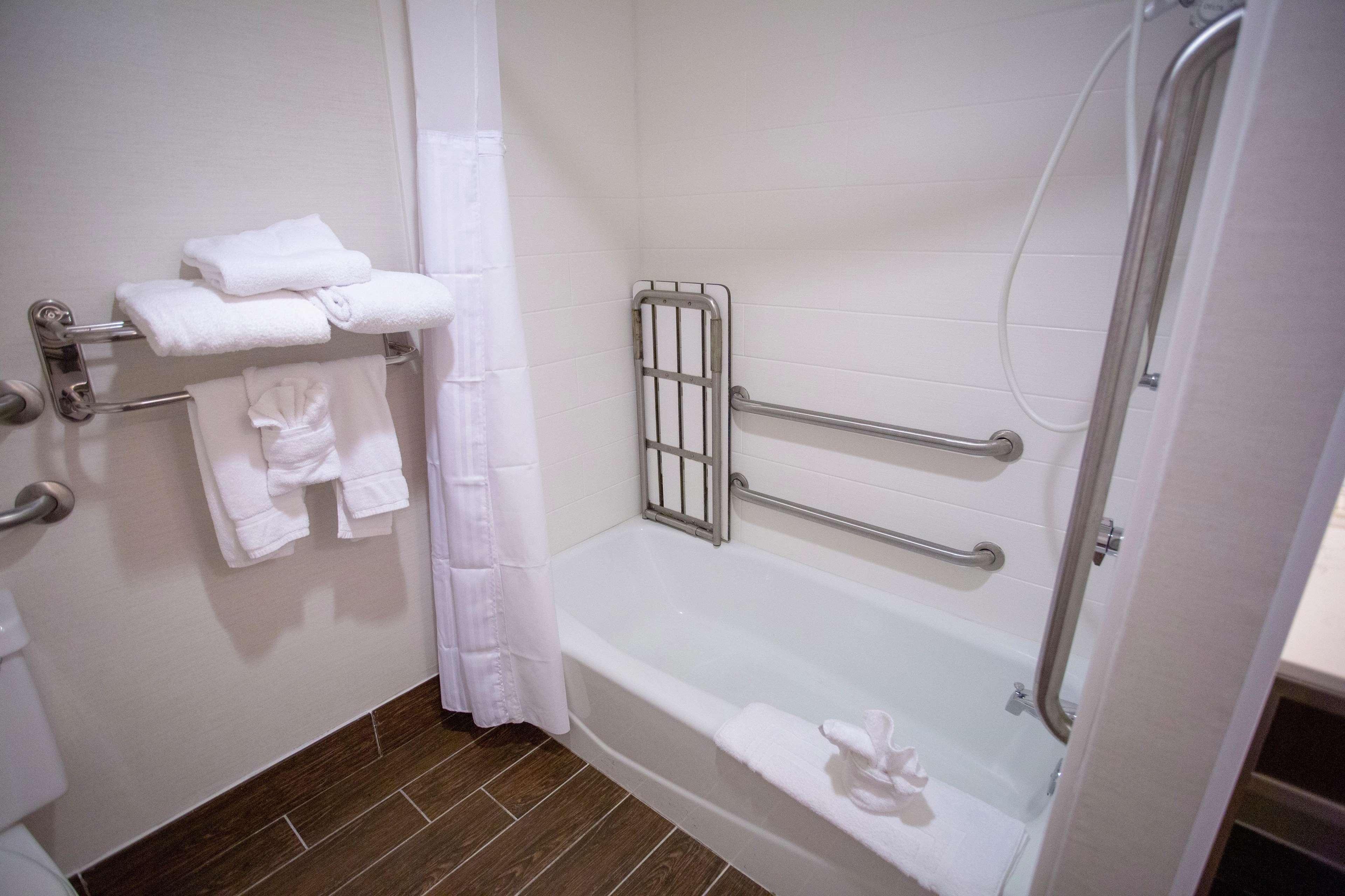 Junior Suite King Size Bed