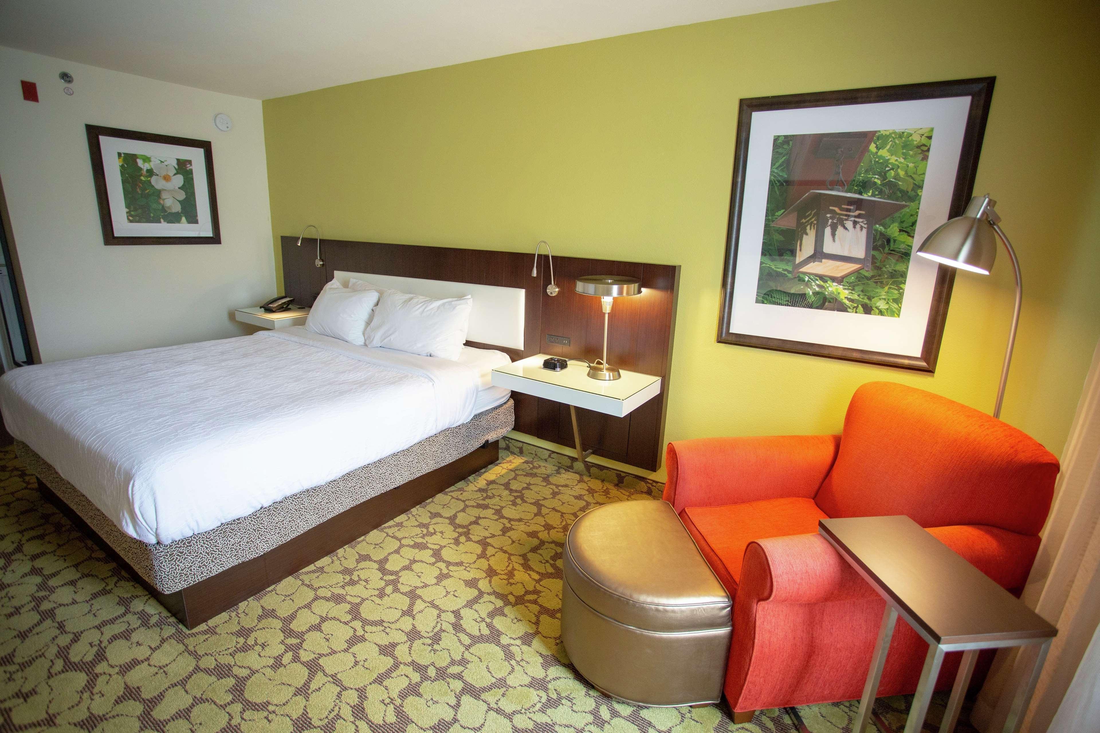 Room Premium King Bed