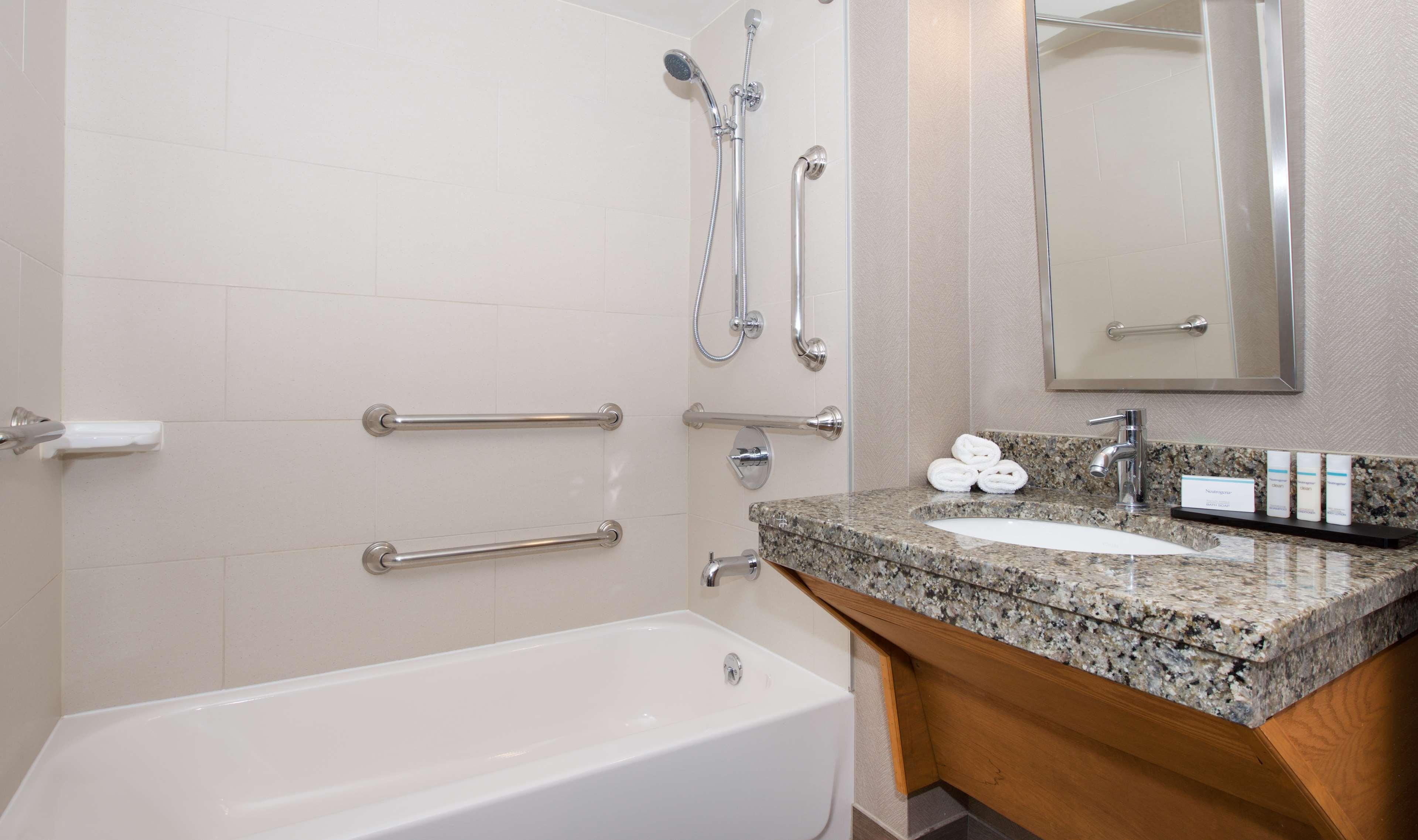 Suite Two Double Beds Non Smoking